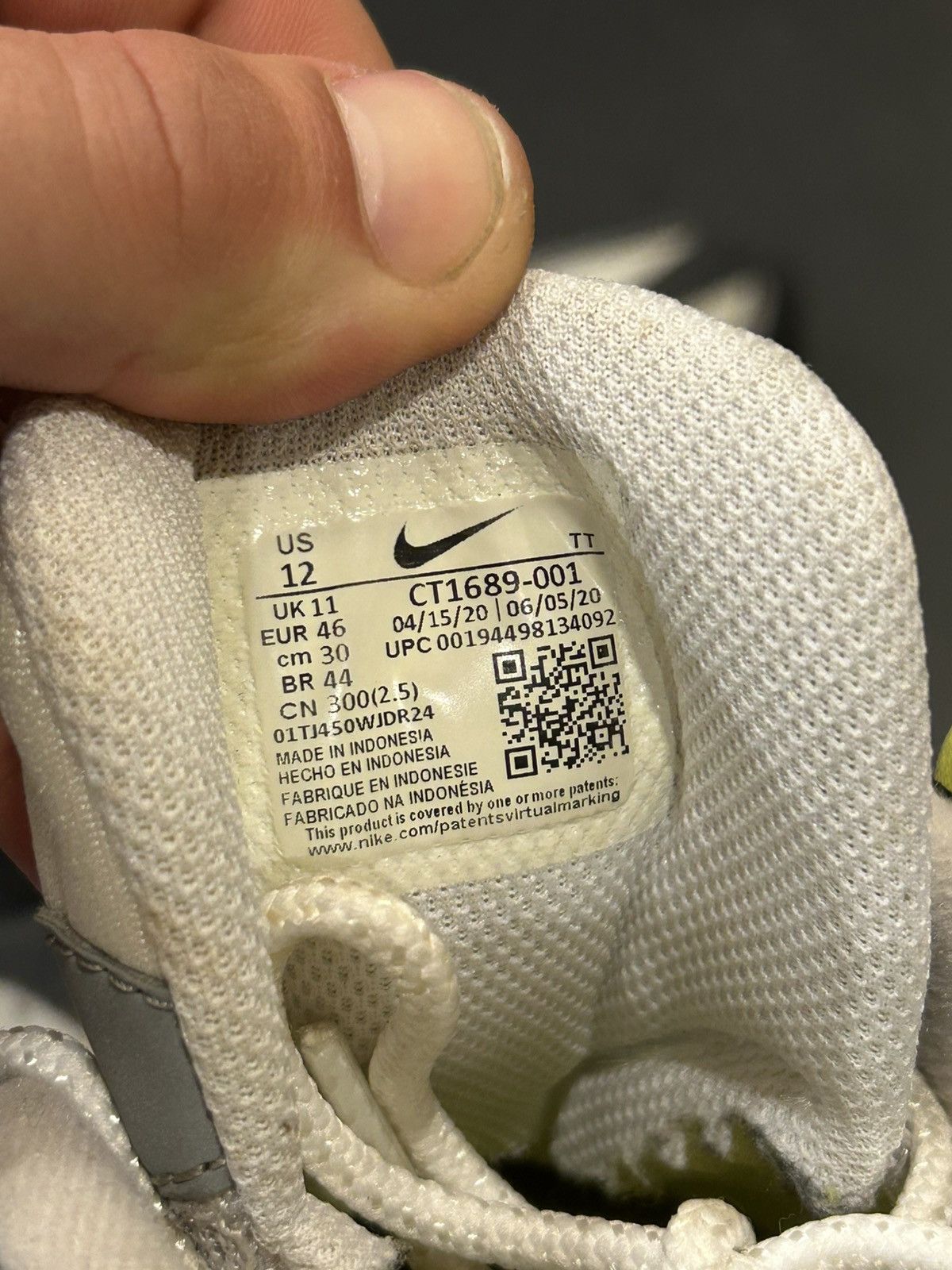 Nike Nike Air Max 95 SE Neon Size US 12 / EU 45 - 8 Thumbnail