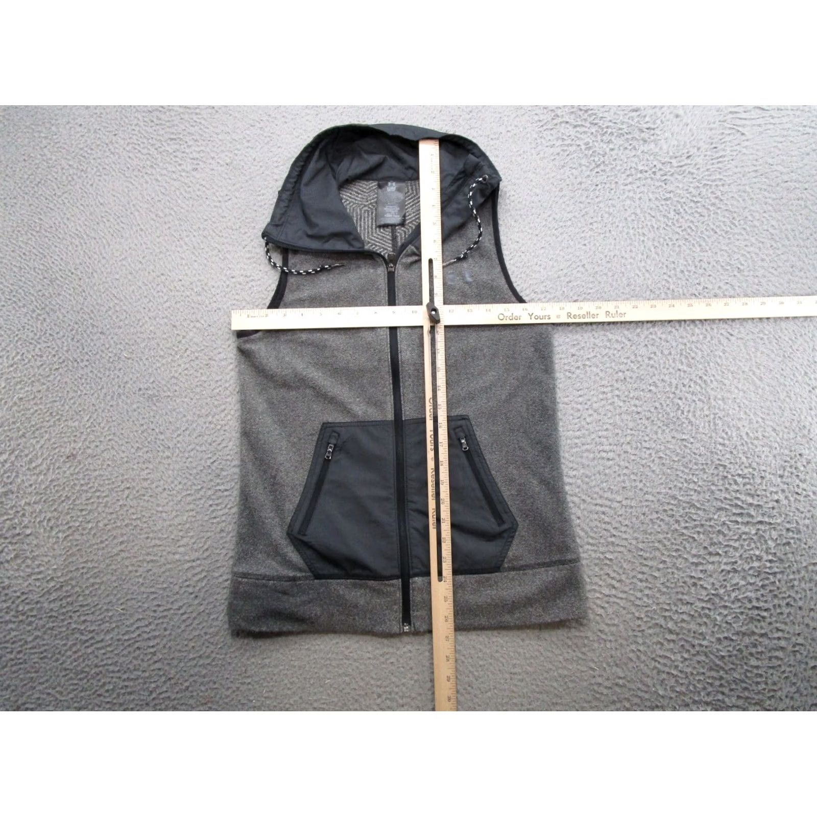 Under Armour Under Armour ColdGear Women's Gray Vest Shirt Zip Closure Size S Fitness Sportswear Stretch Mock Neck Mid-Length Jacket/Coat Womens Size S / US 4 / IT 40 - 3 Thumbnail
