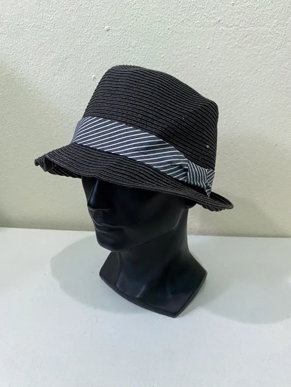 GU × Japanese Brand Japanese Brand Gu Plain Bucket Hat Size ONE SIZE - 2 Thumbnail