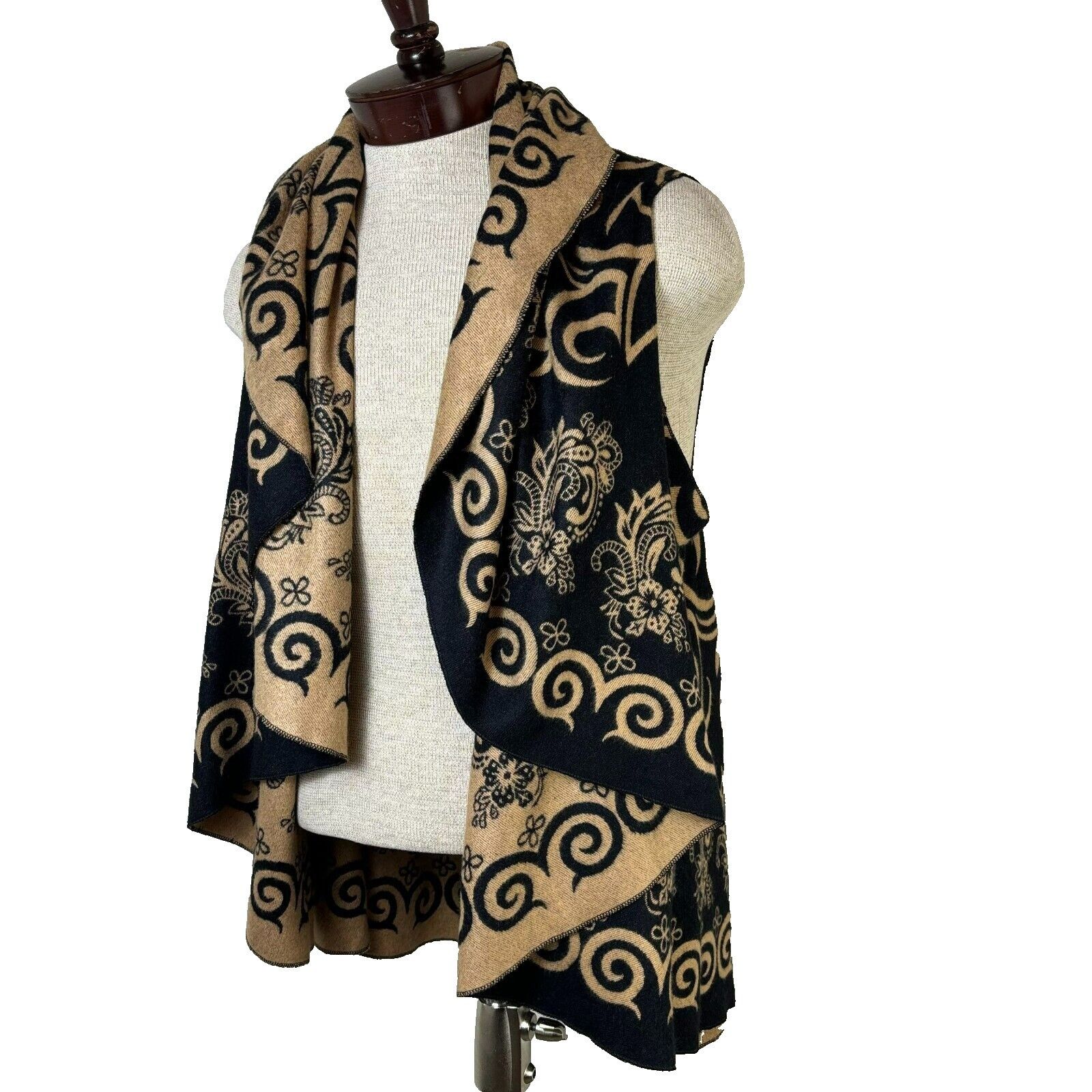 Other Women's Black & Beige NWOT Reversible Cotton Shawl/Cardigan Size ONE SIZE - 1 Thumbnail