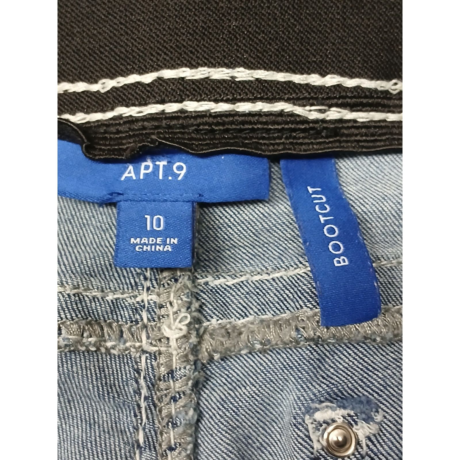Apt. 9 Apt. 9 (10) Boot Cut Straight Leg Stretch Light Denim Pants Size 32" / US 10 / IT 46 - 7 Thumbnail
