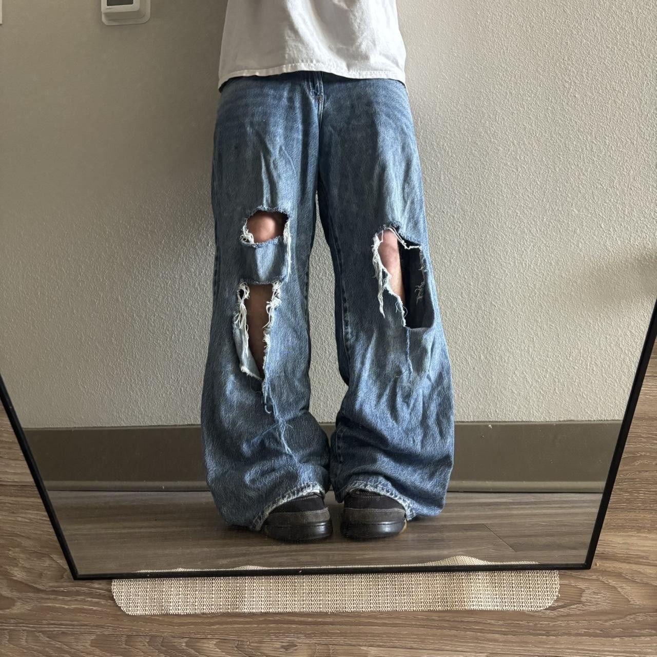 Japanese Brand Crazy Vintage Y2K/2000s Baggy Distressed Skater Wide Leg Denim Jeans! 32x30 Size US 32 / EU 48 - 1 Thumbnail