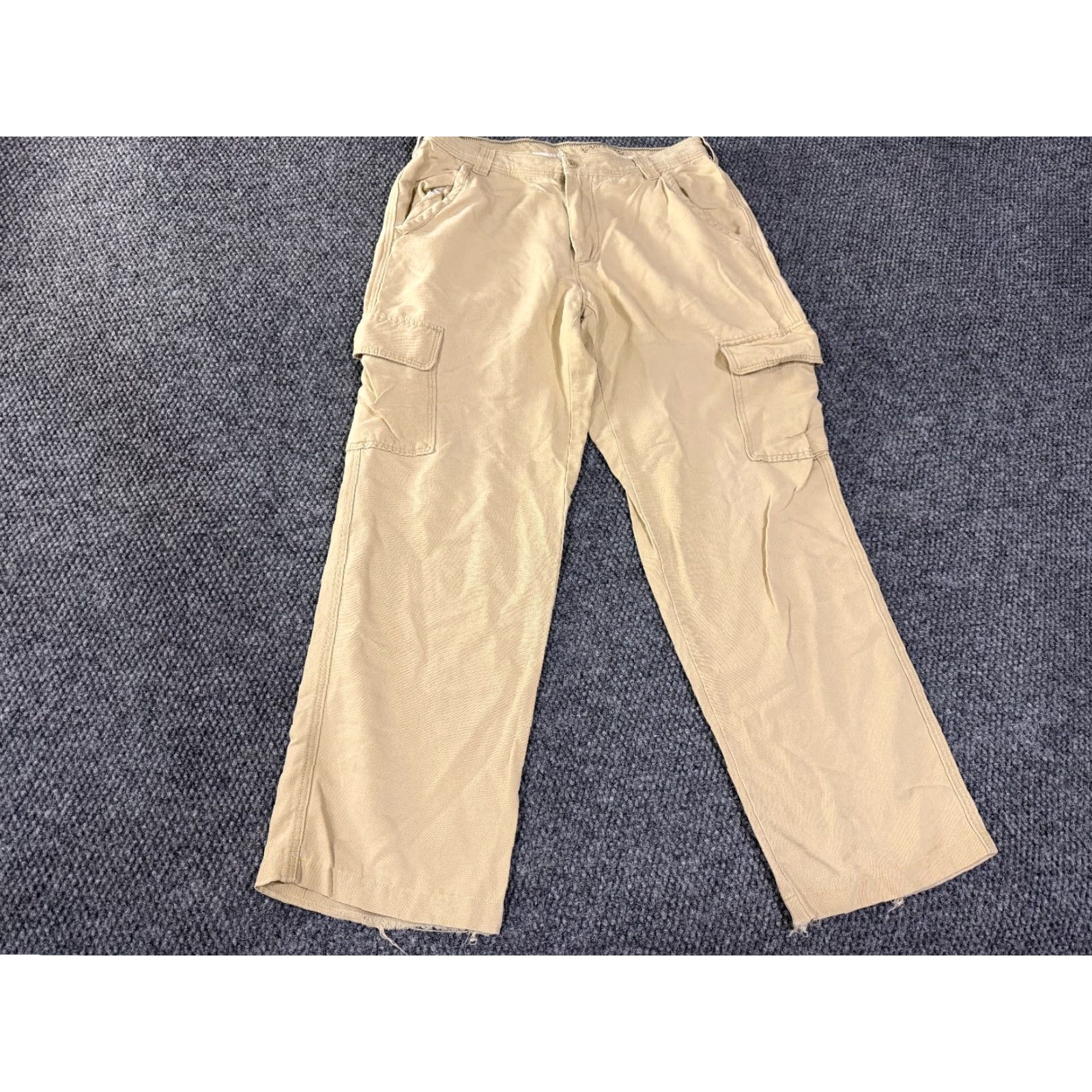 Tommy Bahama Tommy Bahama Pants Mens 32X30 Chino Flat Front Cargo Casual Beige Beige Pockets Modern 32 in Inseam Mens Regular Straight Cotton Size US 30 / EU 46 - 2 Thumbnail