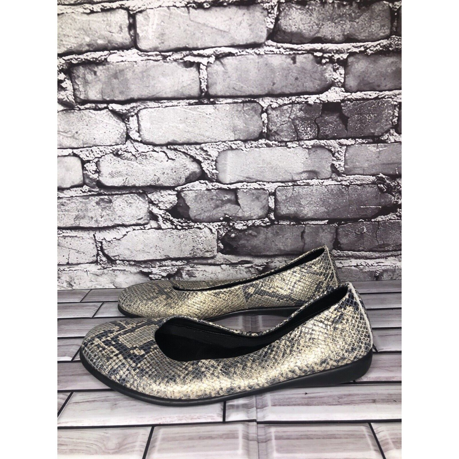A-Flex The Flexx Gray Python Snake Skin Round Toe Wedge Flats Shoes Size US 8 / IT 38 - 10 Thumbnail