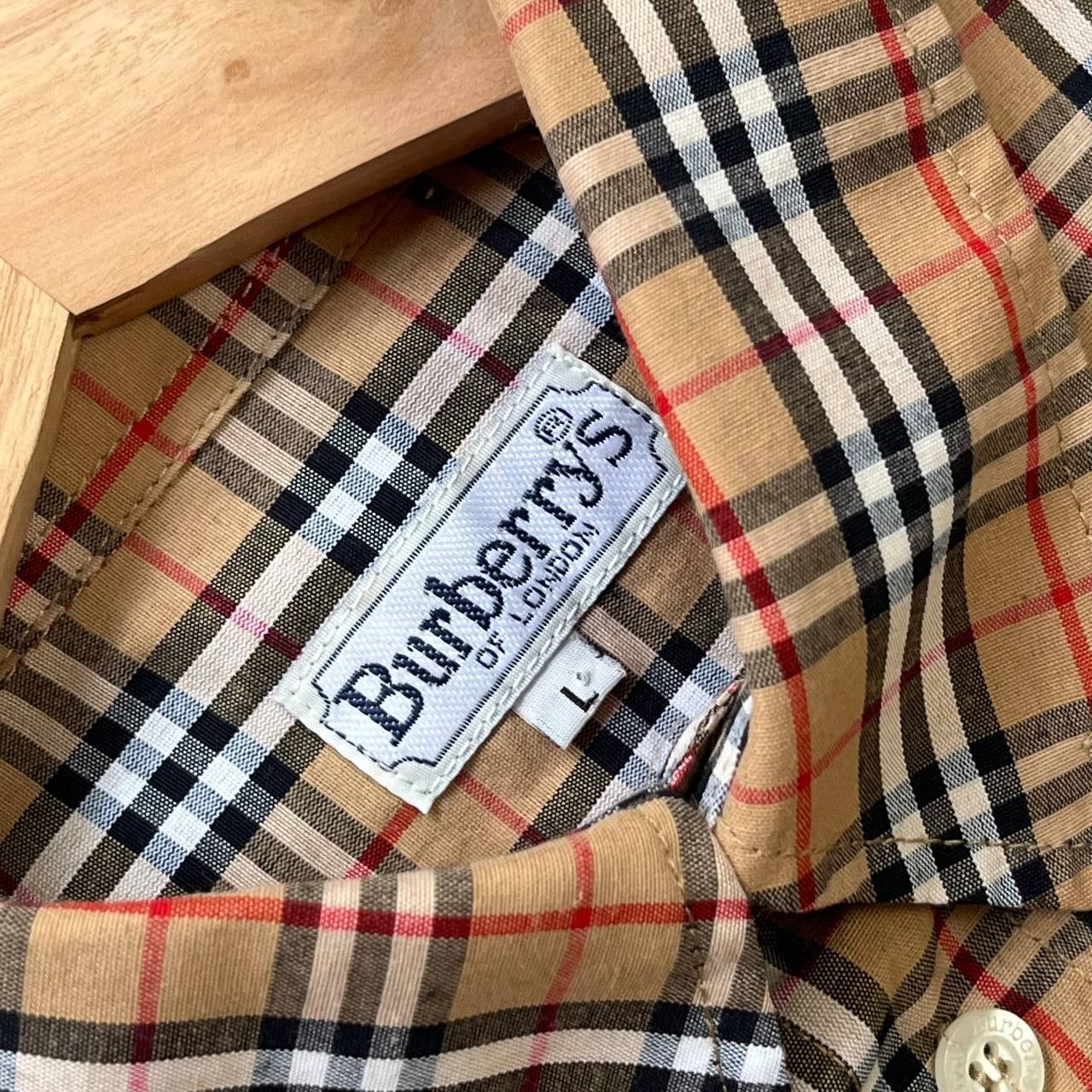 Burberry Burberry vintage shirt made in France brand’s iconic pattern Size US L / EU 52-54 / 3 - 8 Thumbnail