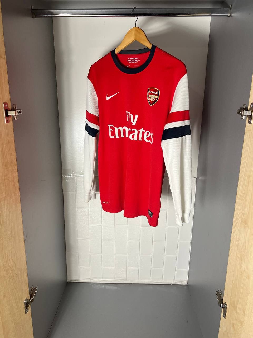 Nike VINTAGE NIKE FC ARSENAL LONDON ENGLAND SOCCER JERSEY RETRO Size US M / EU 48-50 / 2 - 3 Thumbnail