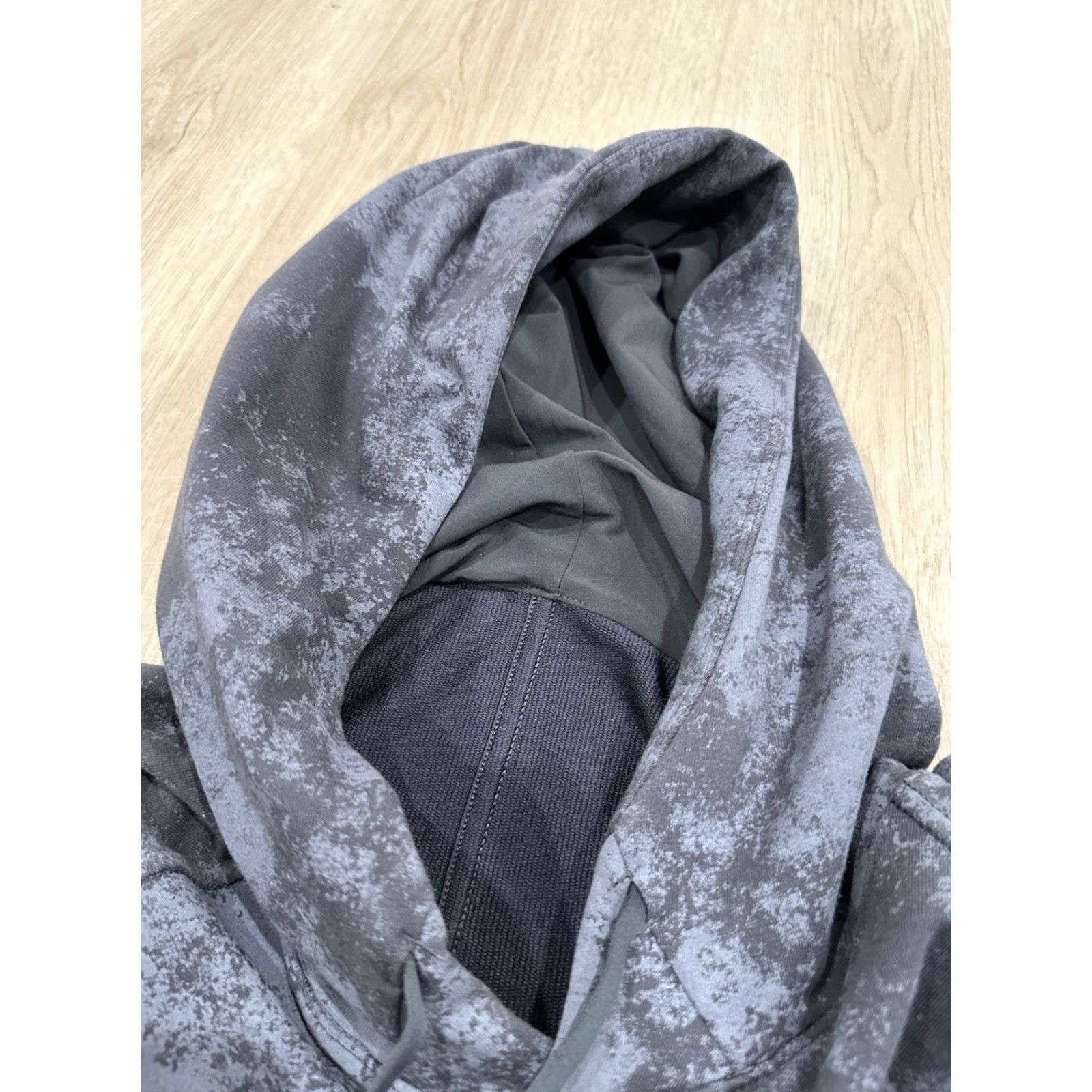 Lululemon Lululemon Hoodie City Camouflage Pullover Gray Large L Men Regular Fit Size US L / EU 52-54 / 3 - 6 Thumbnail