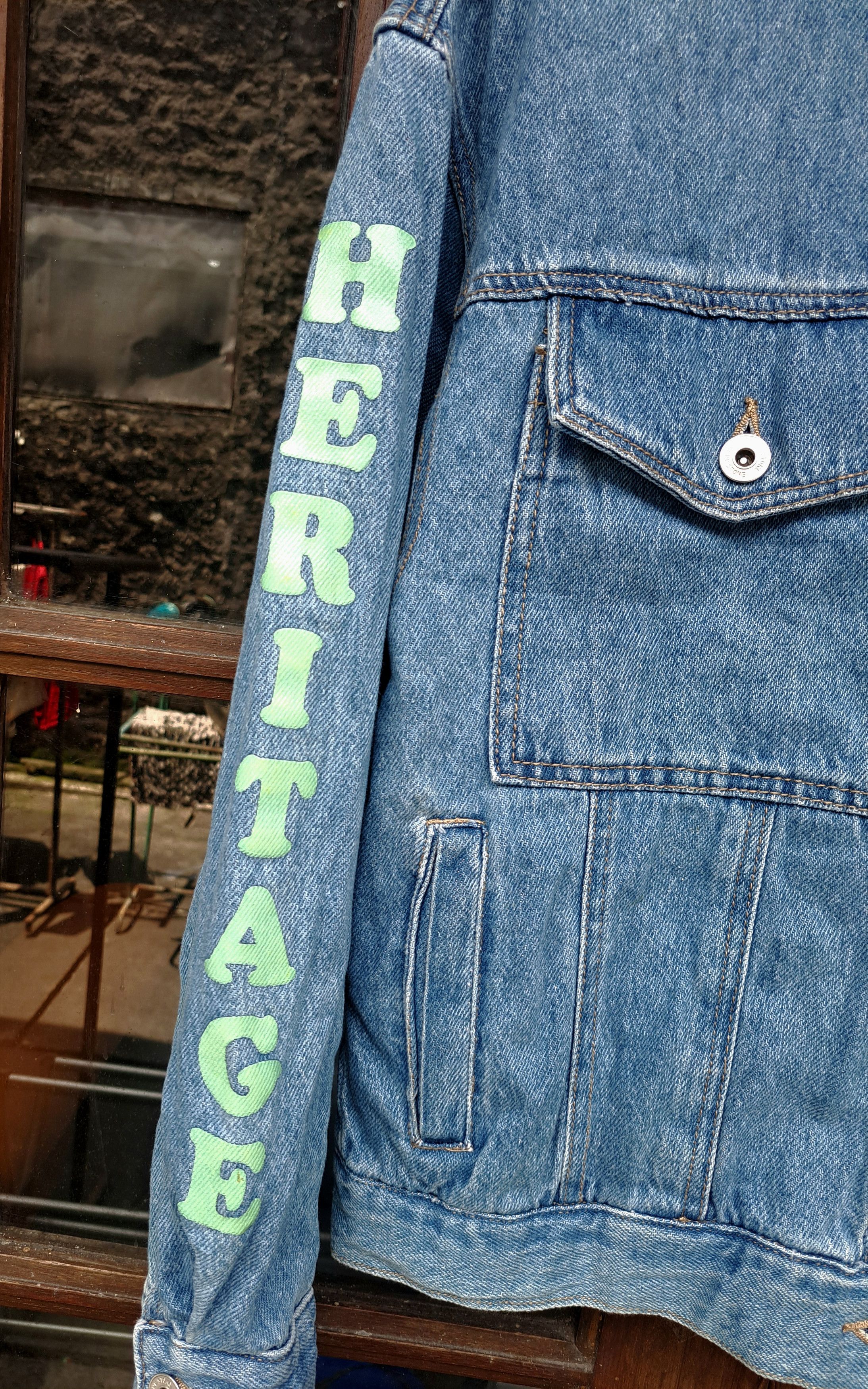 Disney × Mickey Mouse Disney x Frank stone Mickey Mouse Denim Jacket Womens M Size M / US 6-8 / IT 42-44 - 3 Thumbnail