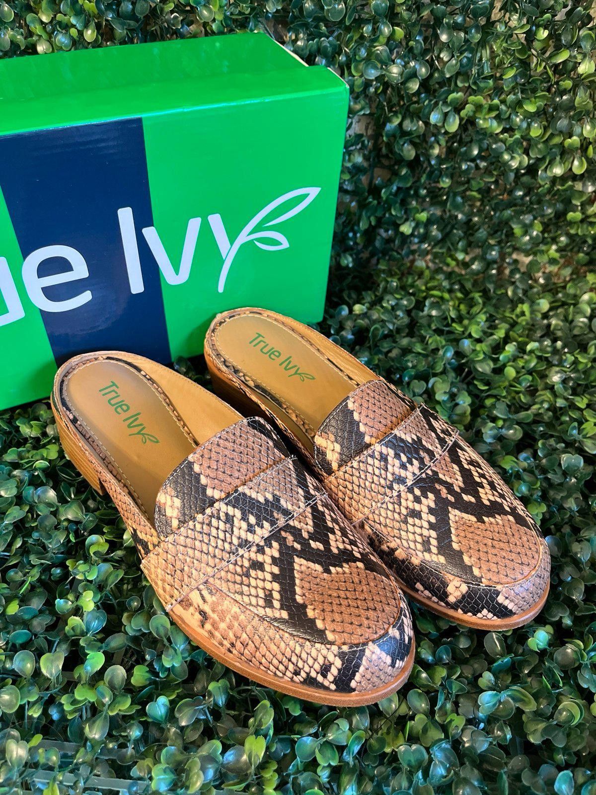 Designer True Ivy size 6.5 Addison Black and White Python Leather Size US 6.5 / IT 36.5 - 2 Thumbnail