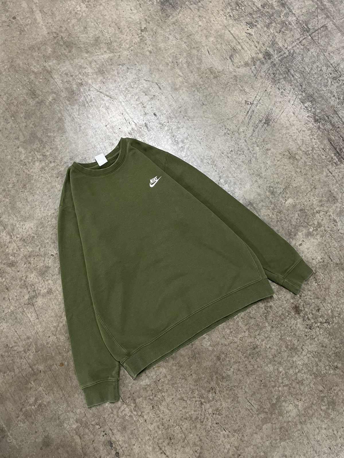 Nike × Vintage Nike essential earth tone crewneck hype rare streetwear boxy Size US L / EU 52-54 / 3 - 2 Thumbnail