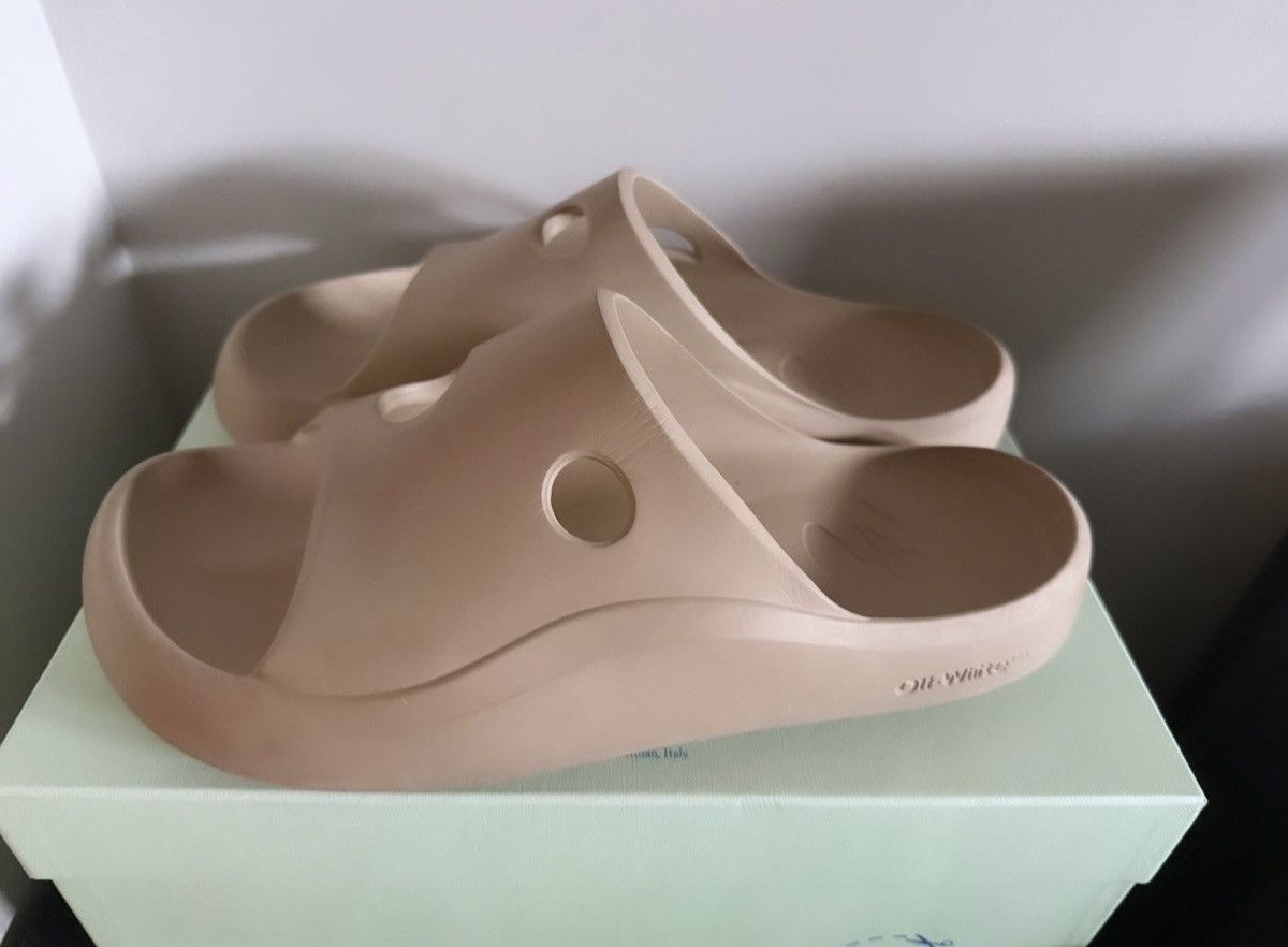 Off-White Off-White Camel Meteor Slides Size US 11 / EU 44 - 1 Thumbnail