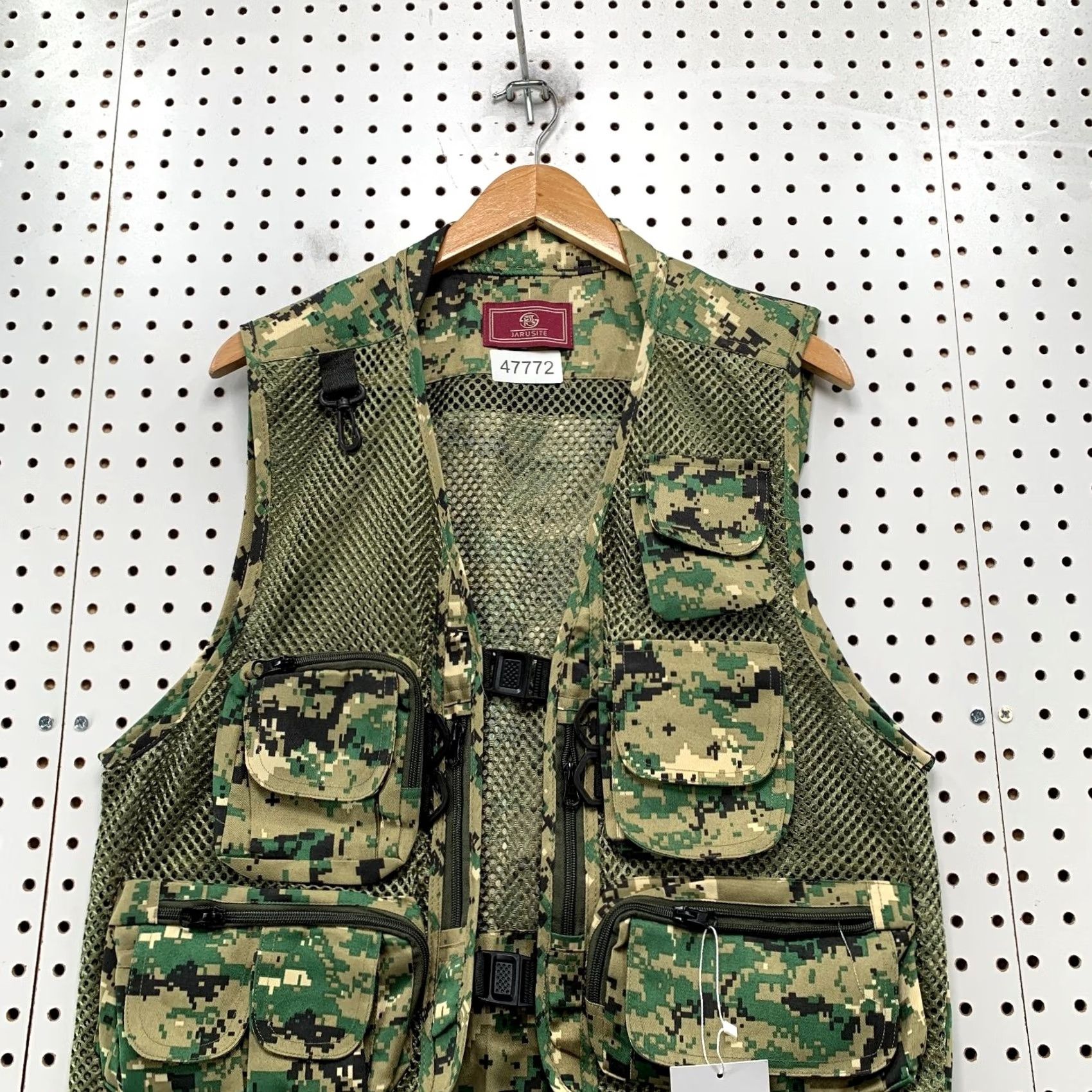 Vintage JARUSITE Camo Utility Vest Mens Small Green Camouflage NEW Hunt Outdoor Fish Size US S / EU 44-46 / 1 - 5 Thumbnail