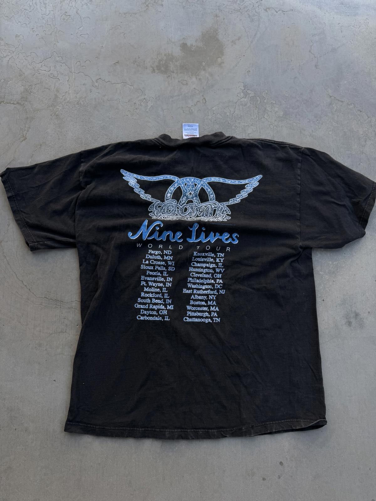 Tultex Vintage 1997 Aerosmith Nine Lives Tour Tee XL Band Shirt Size US XL / EU 56 / 4 - 2 Thumbnail