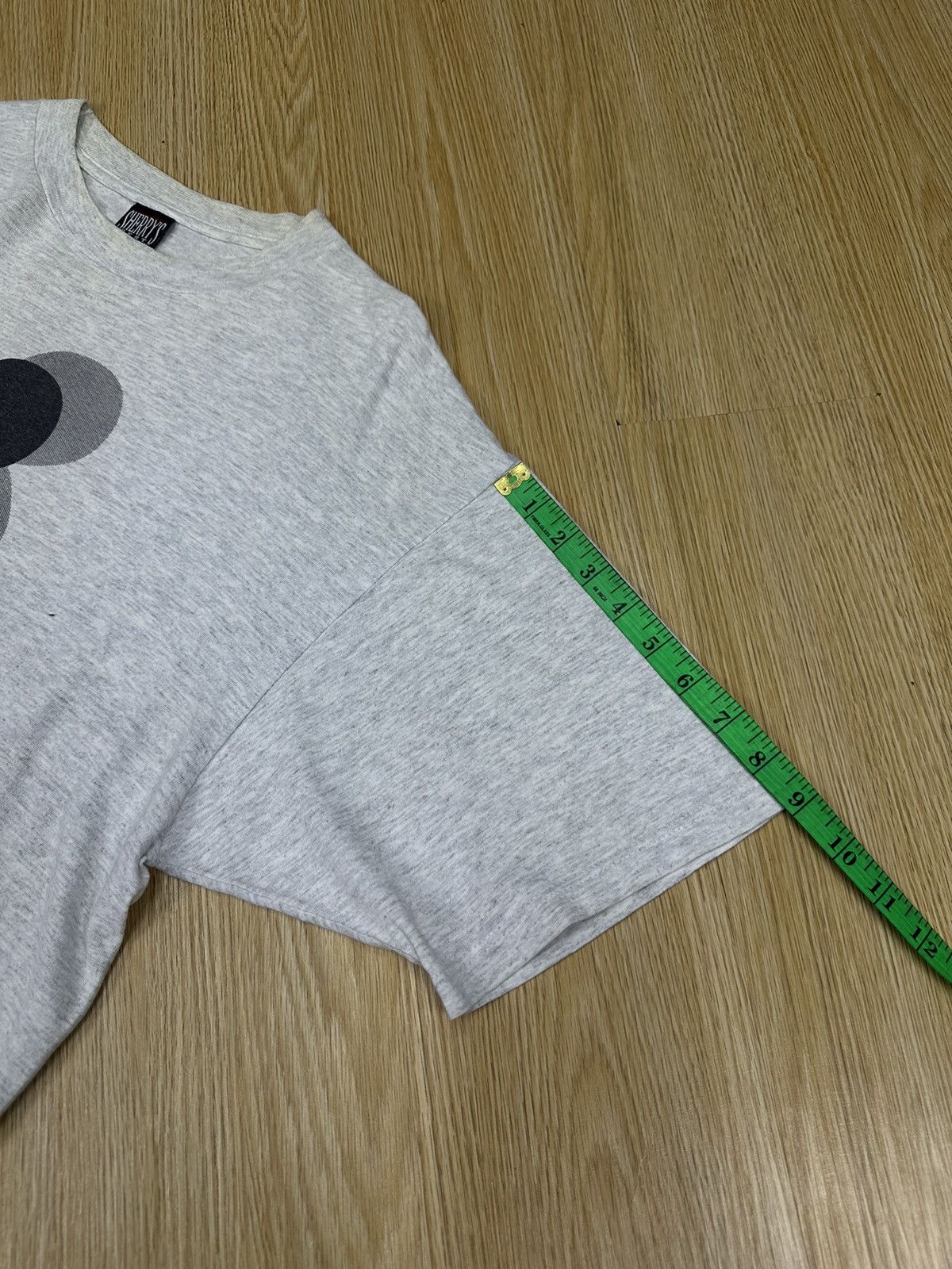 Mickey Mouse 90s Mickey Hawaii Back Heat Sherrys Tshirt A931 Size US XL / EU 56 / 4 - 12 Thumbnail