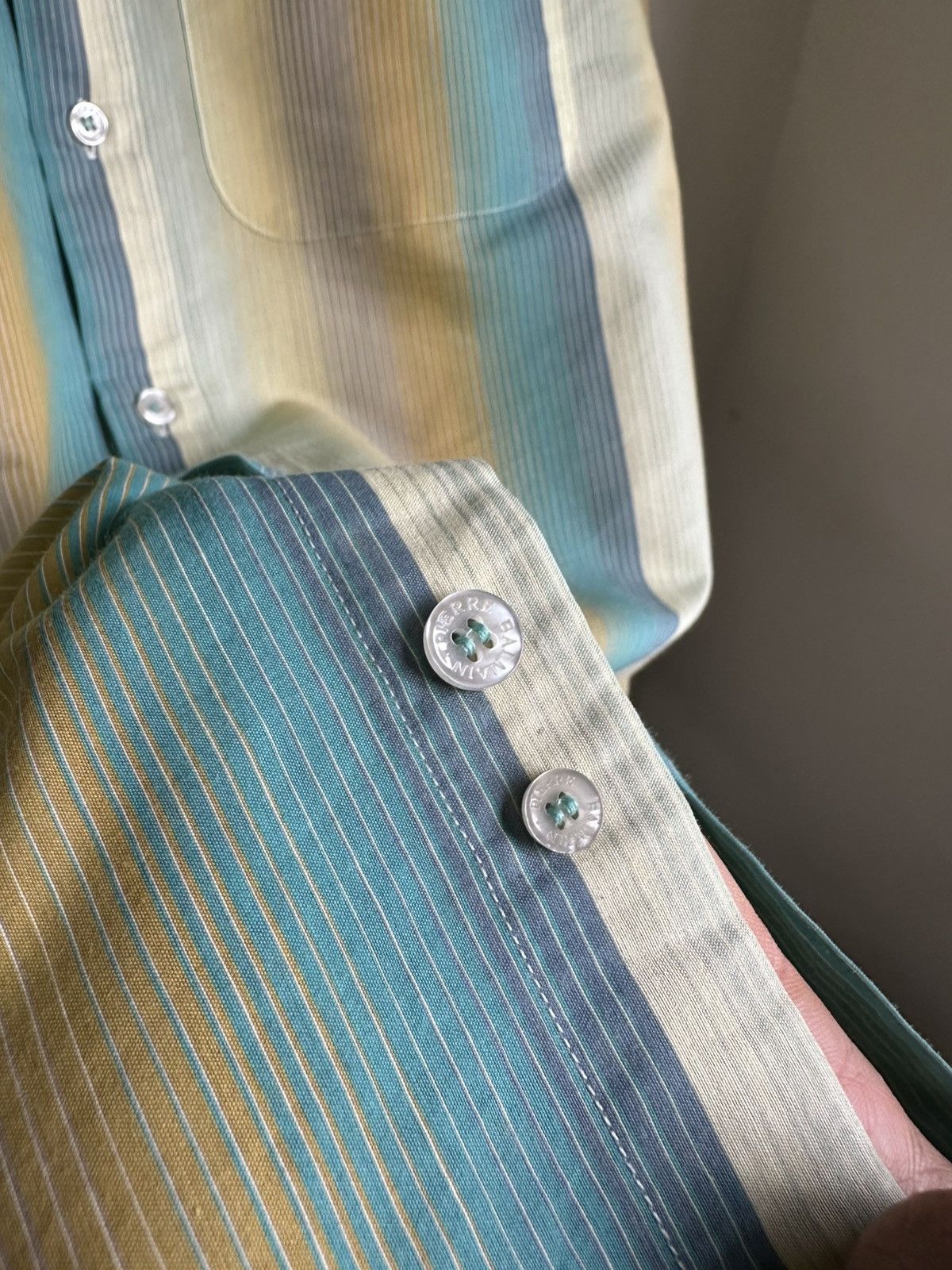 Balmain × Pierre Balmain × Vintage Vintage Pierre Balmain Button Up Shirt Size US M / EU 48-50 / 2 - 6 Thumbnail