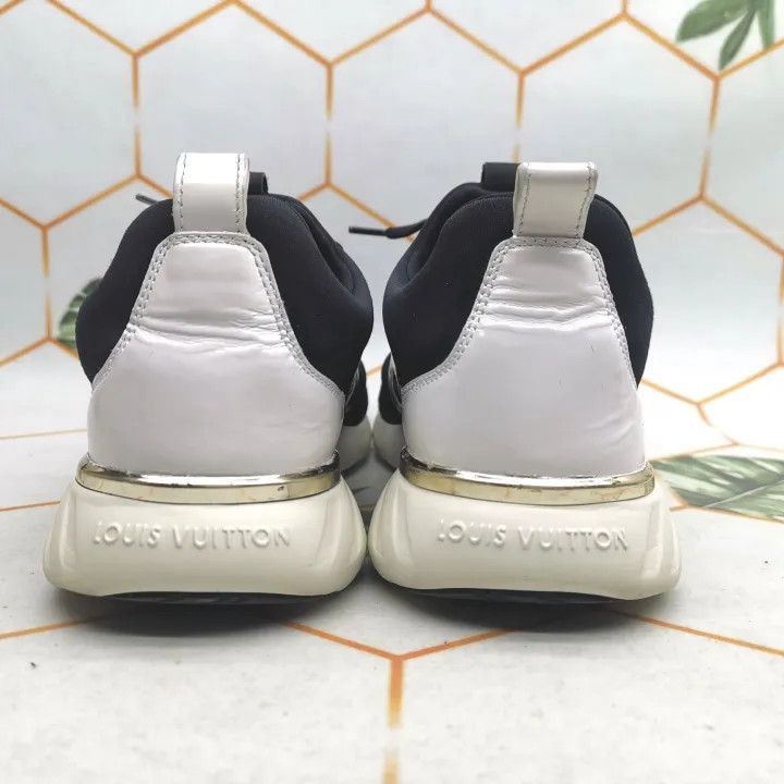 Louis Vuitton Louis Vuitton Black Casual Running Shoes for Women -2508 Size US 5 / IT 35 - 3 Thumbnail