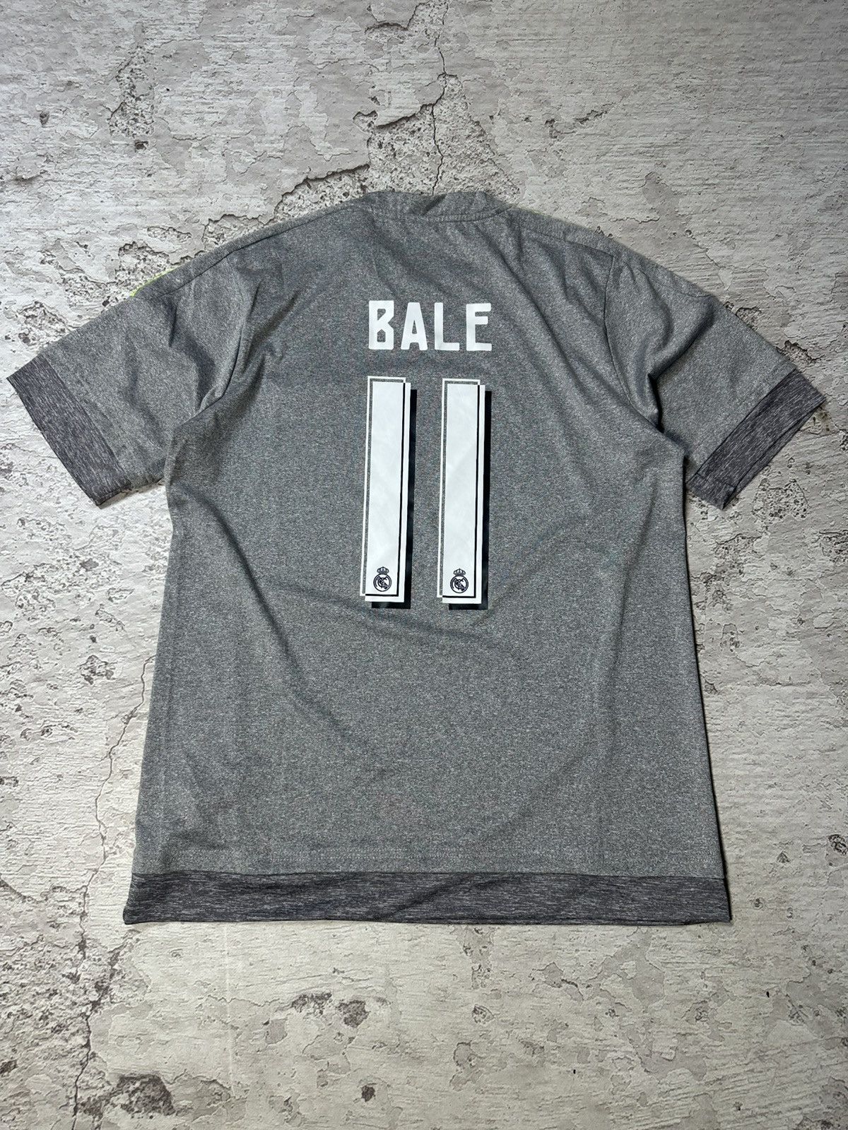 Adidas Bale adidas jersey L Size US L / EU 52-54 / 3 - 1 Thumbnail