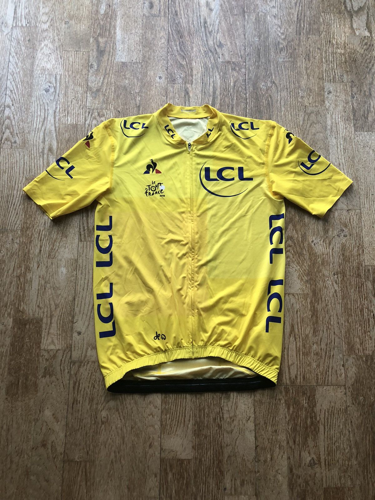 Vintage TOUR DE FRANCE 2018 YELLOW JERSEY LE COQ SPORTIF Size US L / EU 52-54 / 3 - 1 Thumbnail