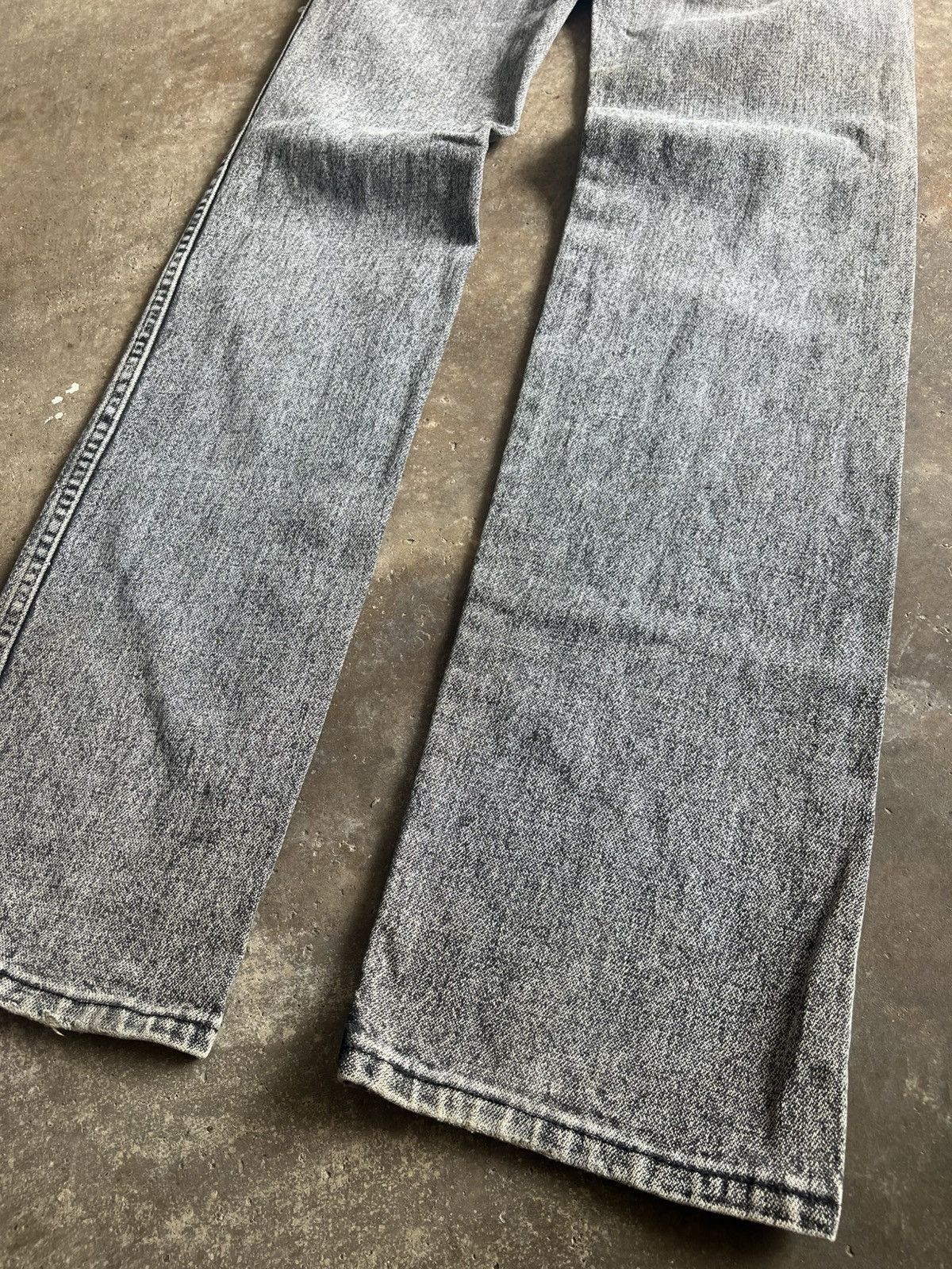 Wrangler VINTAGE WRANGLER GALACTIC WASH DISTRESSED DENIM JEANS Size US 28 / EU 44 - 19 Thumbnail