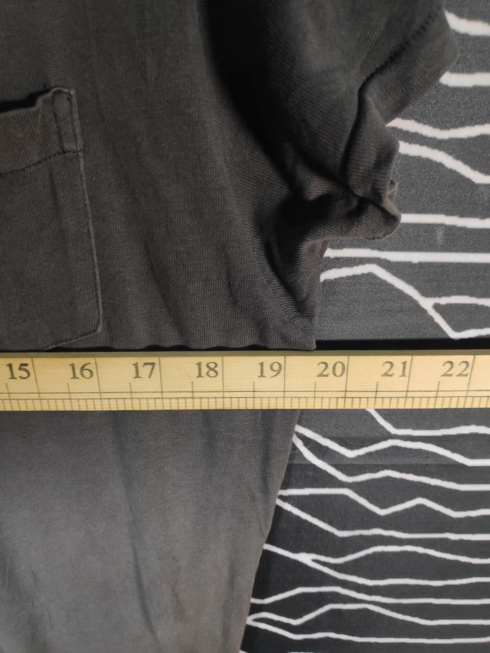Levi's × Vintage Levi's Basic Pocket Made in Portugal Tee Size M Size US L / EU 52-54 / 3 - 6 Thumbnail