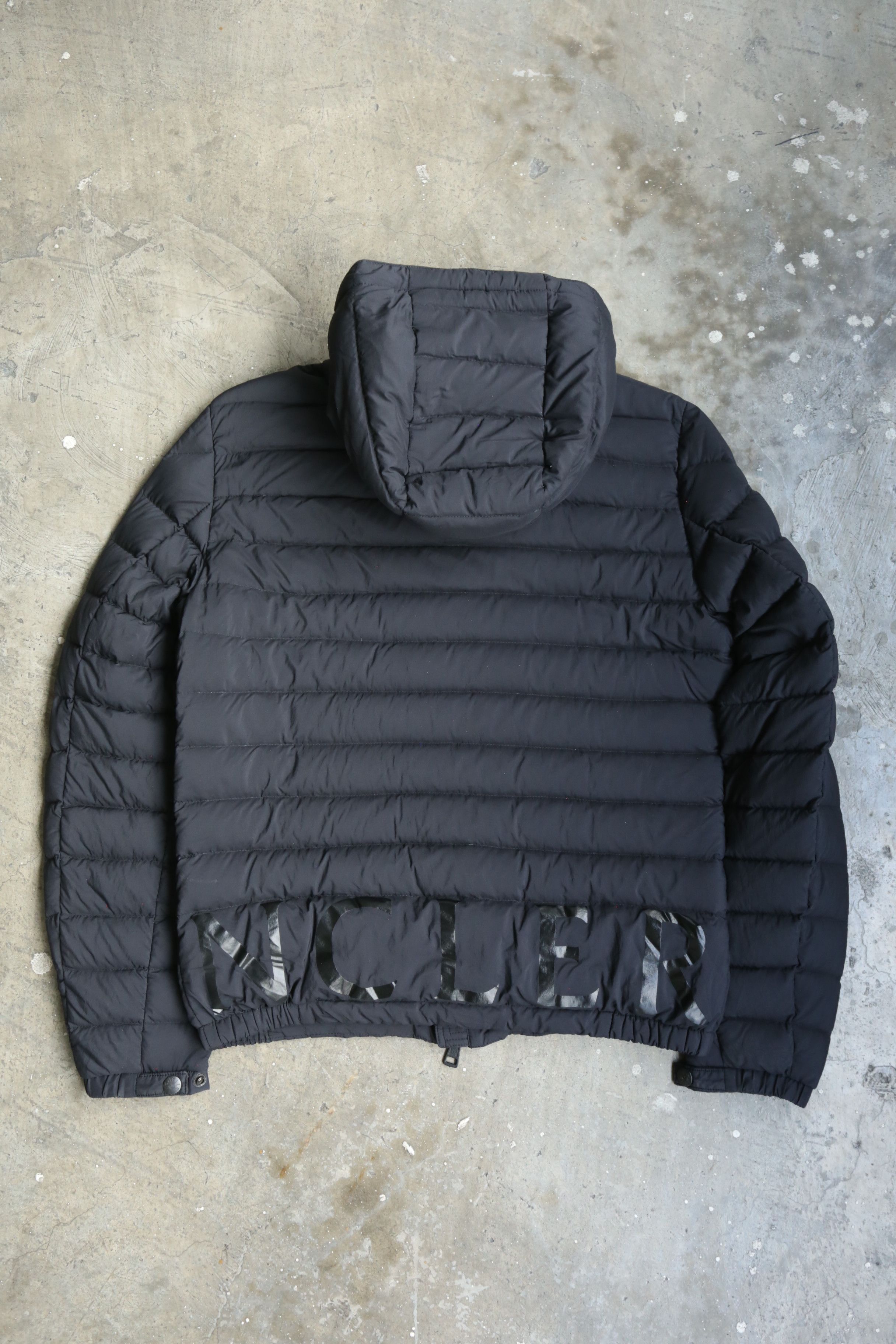Moncler Moncler - S/S 19 - Dreux Giubbotto Size US S / EU 44-46 / 1 - 2 Thumbnail