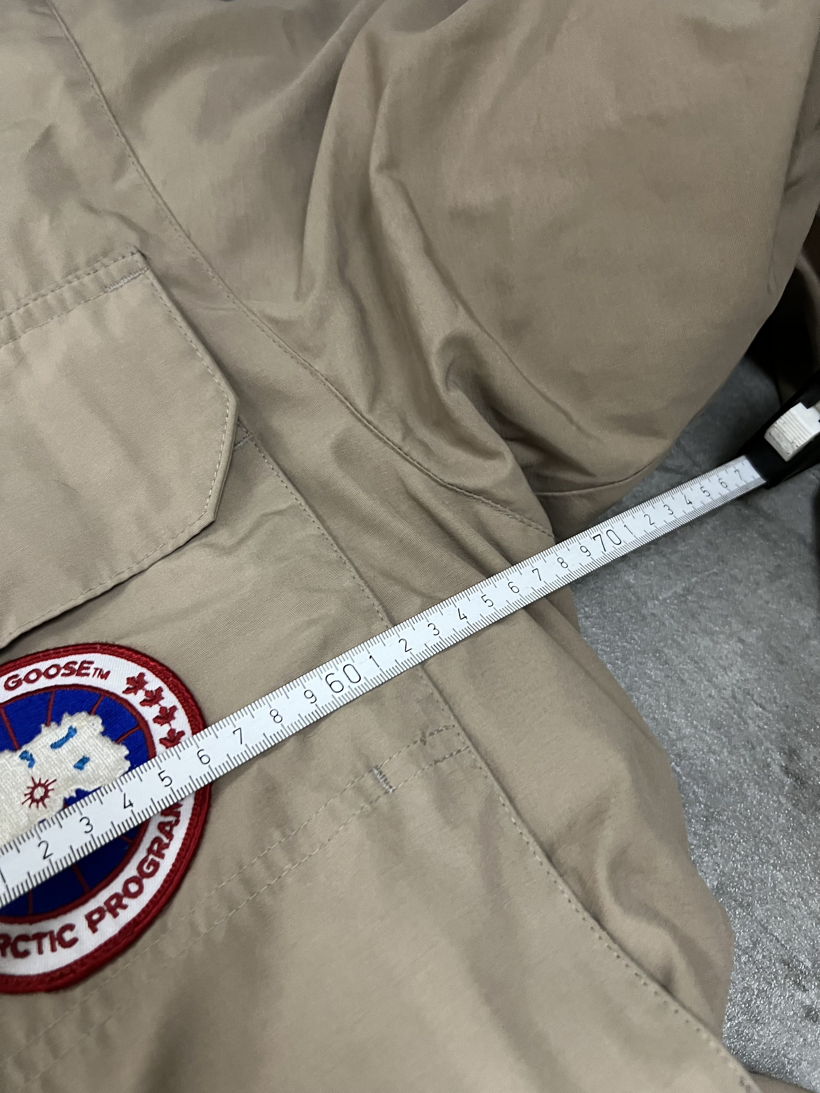 Canada Goose Canada Goose expidition parka size L-XL Size US L / EU 52-54 / 3 - 14 Thumbnail