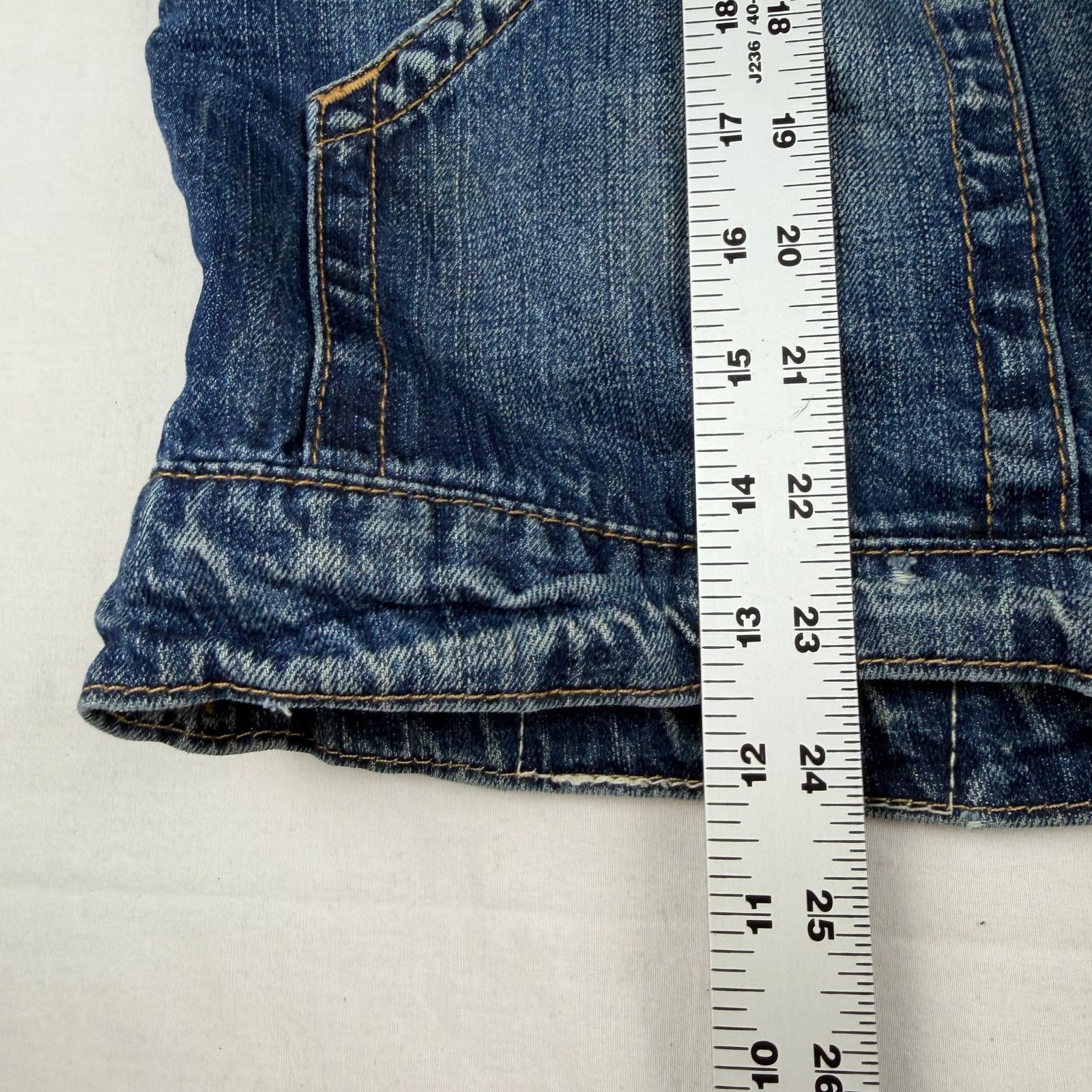True Religion True Religion Sherpa Lined Denim Trucker Jacket Medium Size US M / EU 48-50 / 2 - 8 Thumbnail