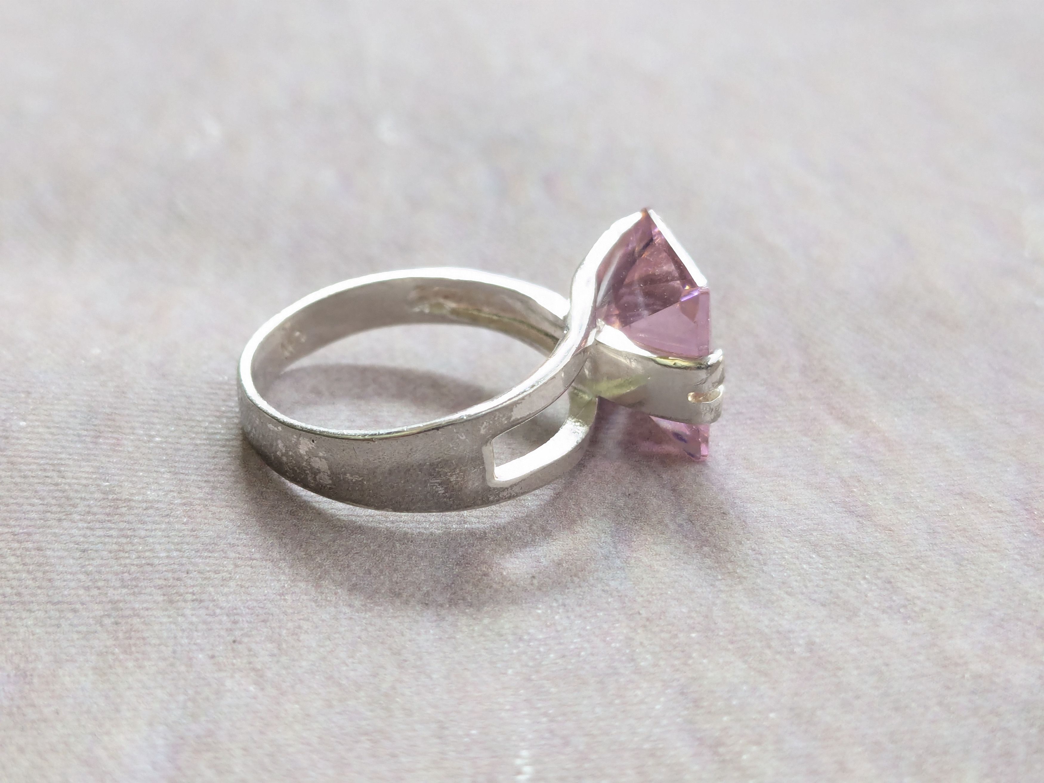 Jewelry × Vintage Vintage Sterling Silver Ring Pink CZ 8.5 Modern Square Size ONE SIZE - 5 Thumbnail