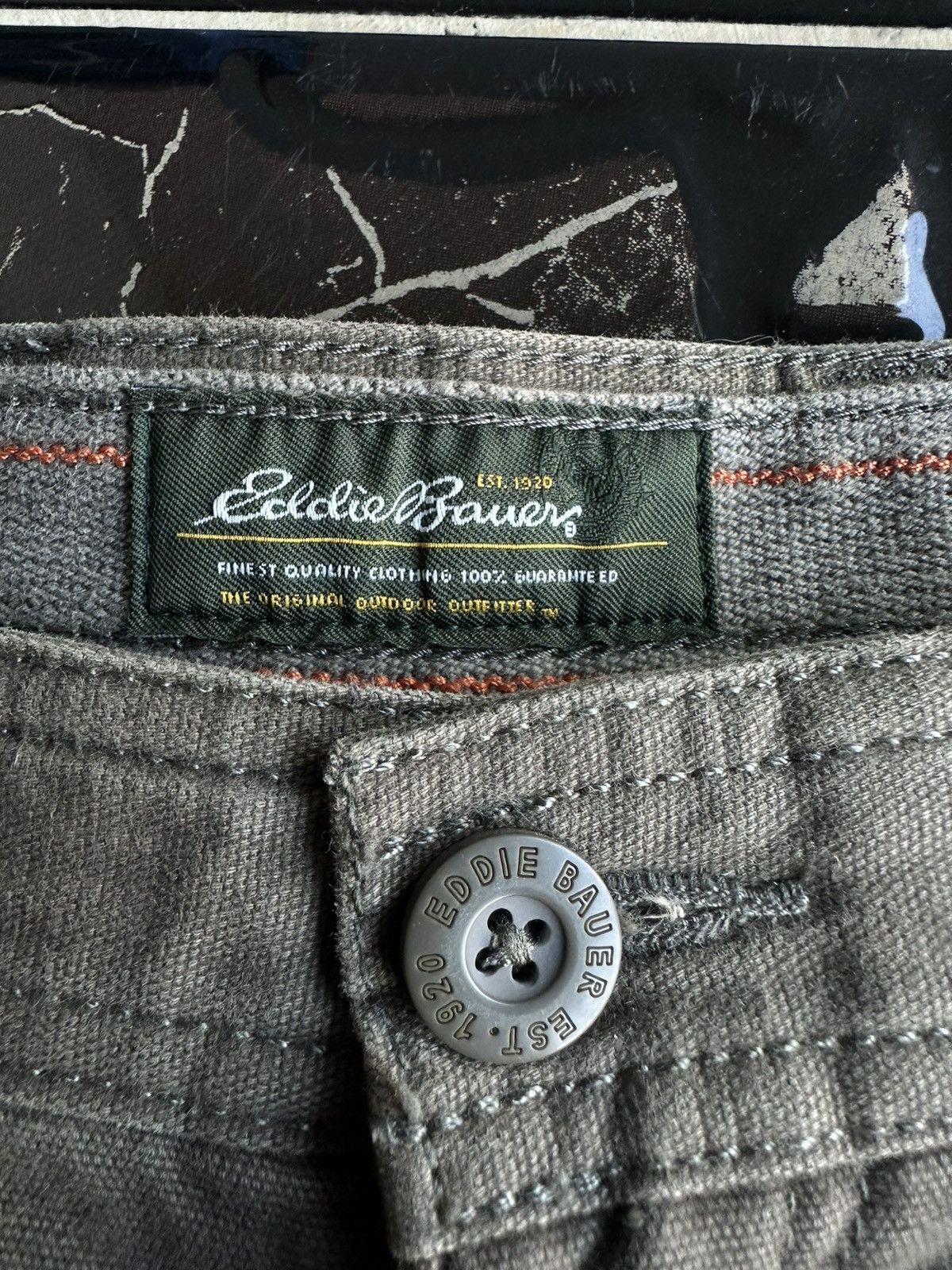 Eddie Bauer × Vintage Vintage Eddie Bauer Baggy Sunfaded Cargo Pant D161 Size US 36 / EU 52 - 8 Thumbnail