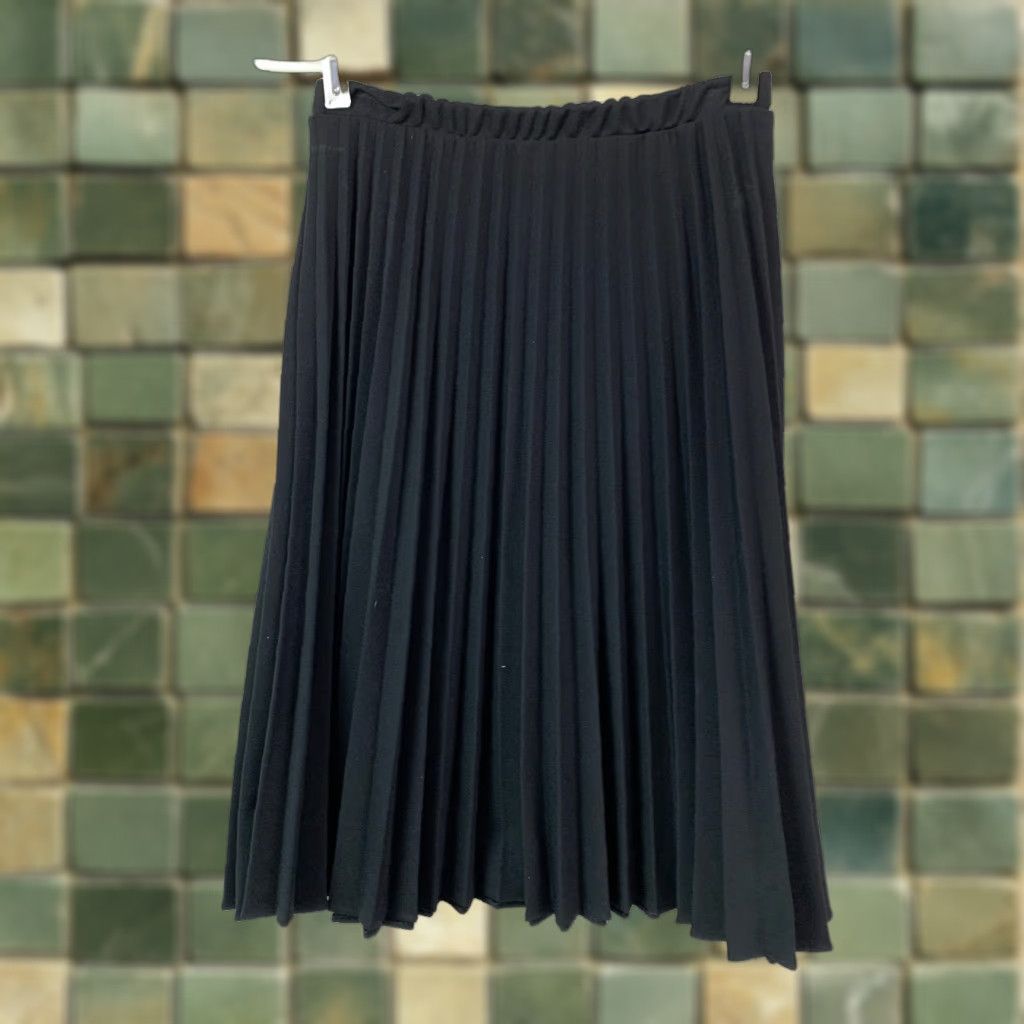 Vintage VINTAGE Black Midi Pleated Skirt 12P USA 70s 1970s Secretary/Geek Petites Small Size 26" / US 2 / IT 38 - 1 Thumbnail