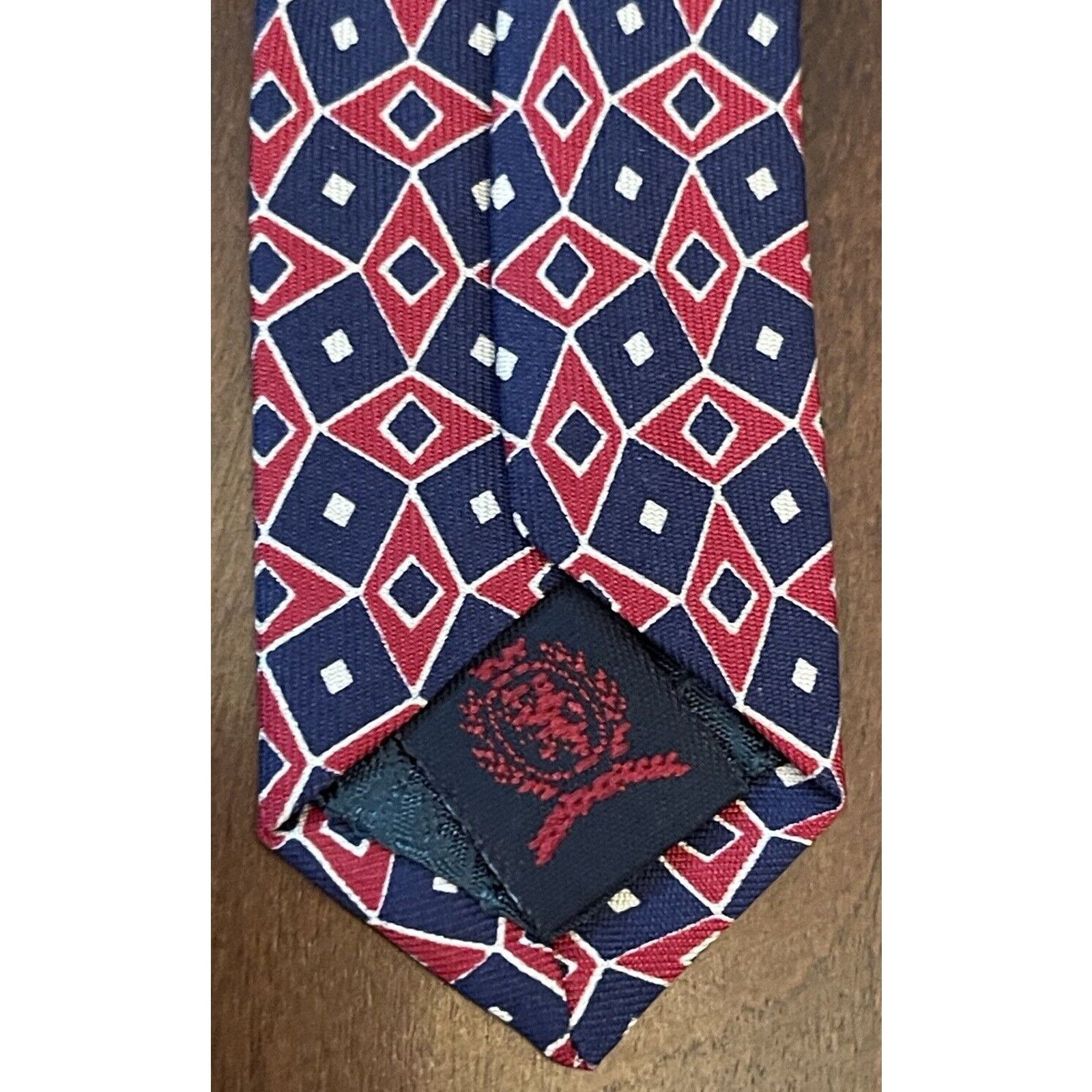 Tommy Hilfiger Tommy Hilfiger Red Green Blue 100% Italian Silk Made In Usa Size ONE SIZE - 7 Thumbnail