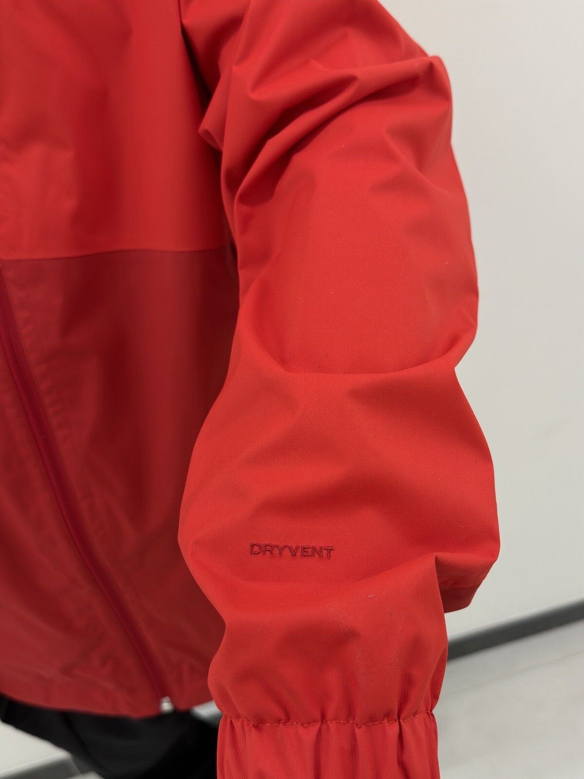 The North Face The North Face Dryvent Hooded Rain Jacket Red Hiking Outdoor Size US L / EU 52-54 / 3 - 4 Thumbnail
