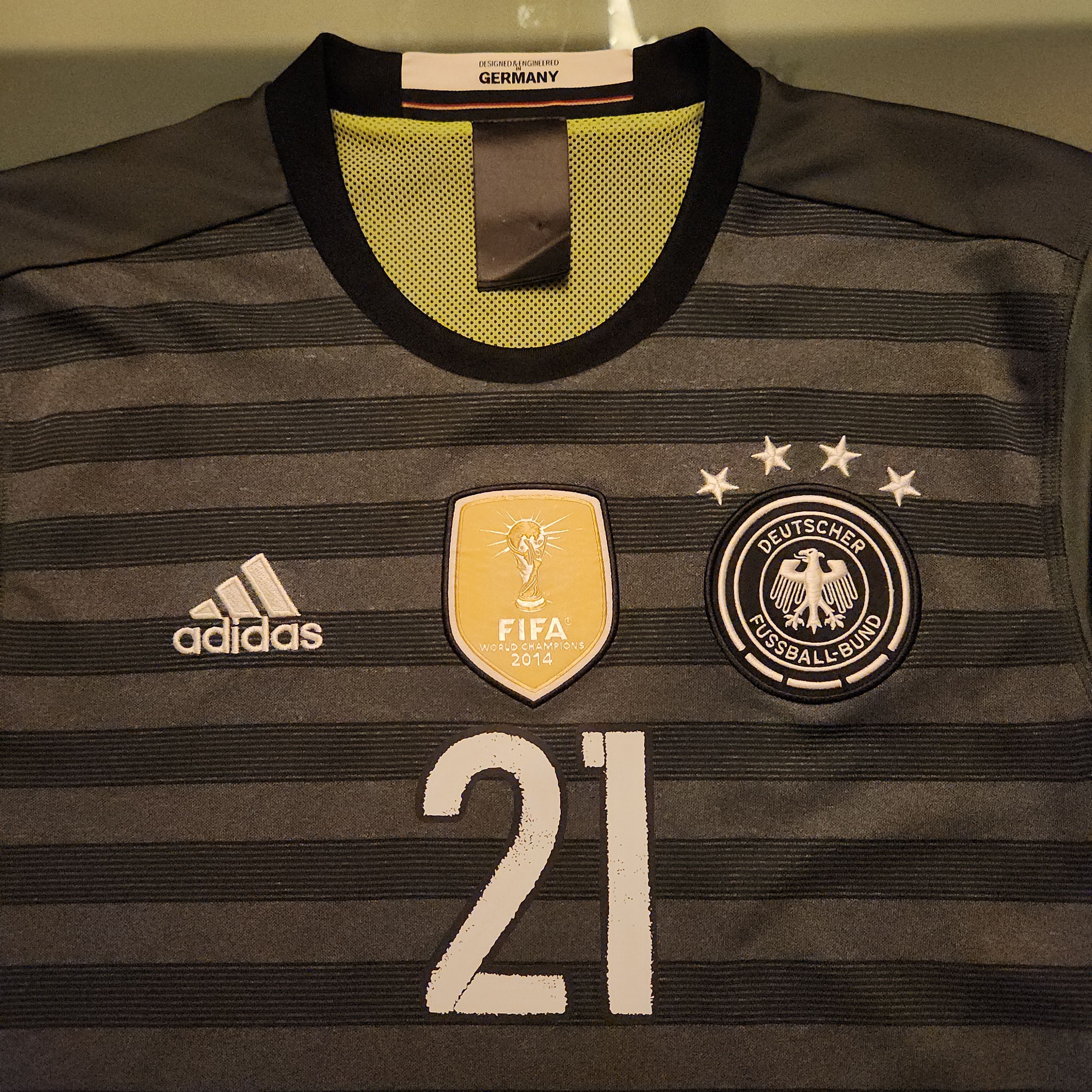 Adidas Authentic Germany GUNDOGAN EURO 2016 2017 16/17 Away Jersey Size US M / EU 48-50 / 2 - 5 Thumbnail