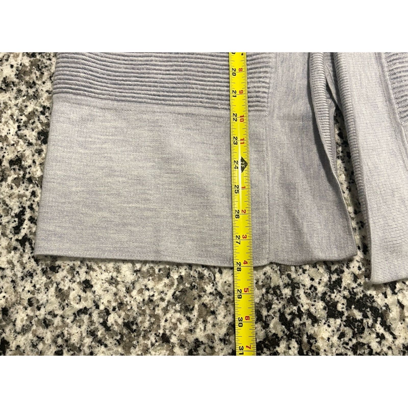 Lululemon VINTAGE Lululemon Women's Cardigan Sweater Open Knit Merino Wool Sz 4 Gray Fall Spring Summer Winter Size S / US 4 / IT 40 - 4 Thumbnail