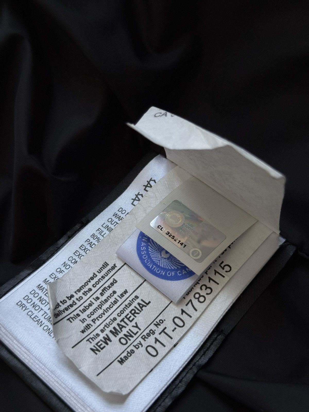 Canada Goose Canada Goose MacMillan Parka Graphite Size M Size US M / EU 48-50 / 2 - 21 Thumbnail