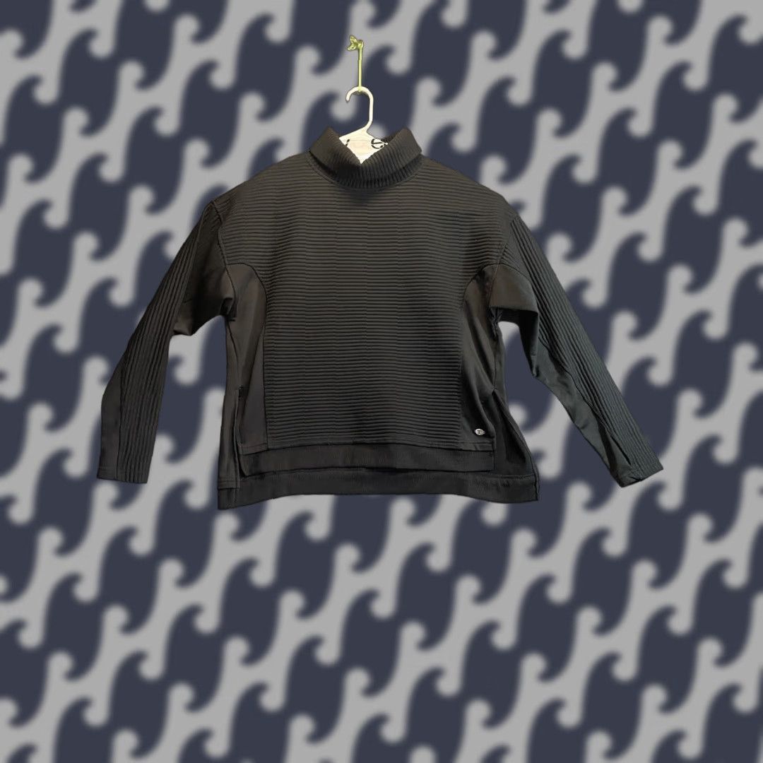 Vintage Tahari Sweater Women L Long Sleeve Turtleneck Pullover Black Size L / US 10 / IT 46 - 1 Thumbnail