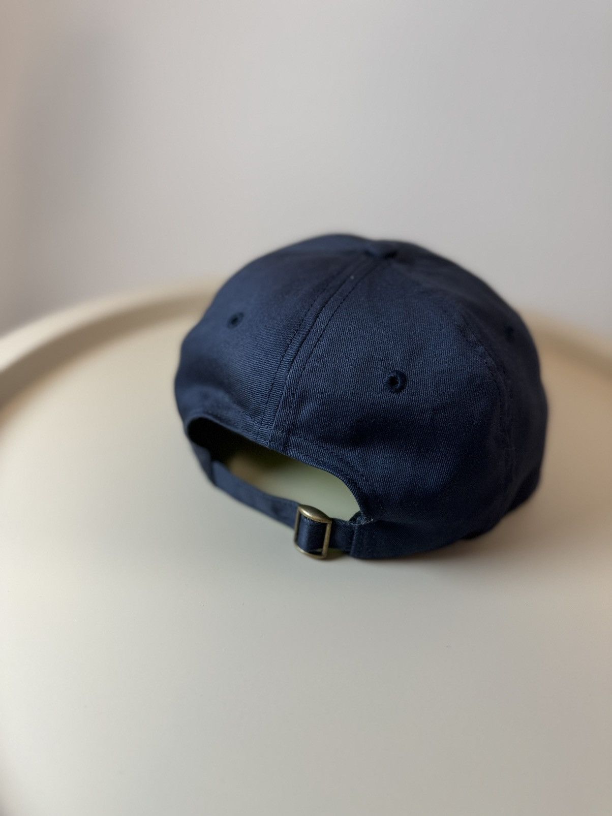 Supreme Supreme Embossed Logo 6-Panel Navy – Made in USA Size ONE SIZE - 4 Thumbnail