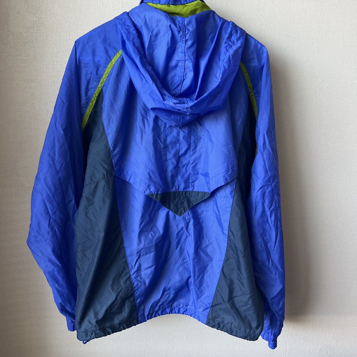 Nike Vintage Nike Blue Green Hooded Windbreaker Jacket Men’s L Size US L / EU 52-54 / 3 - 3 Thumbnail