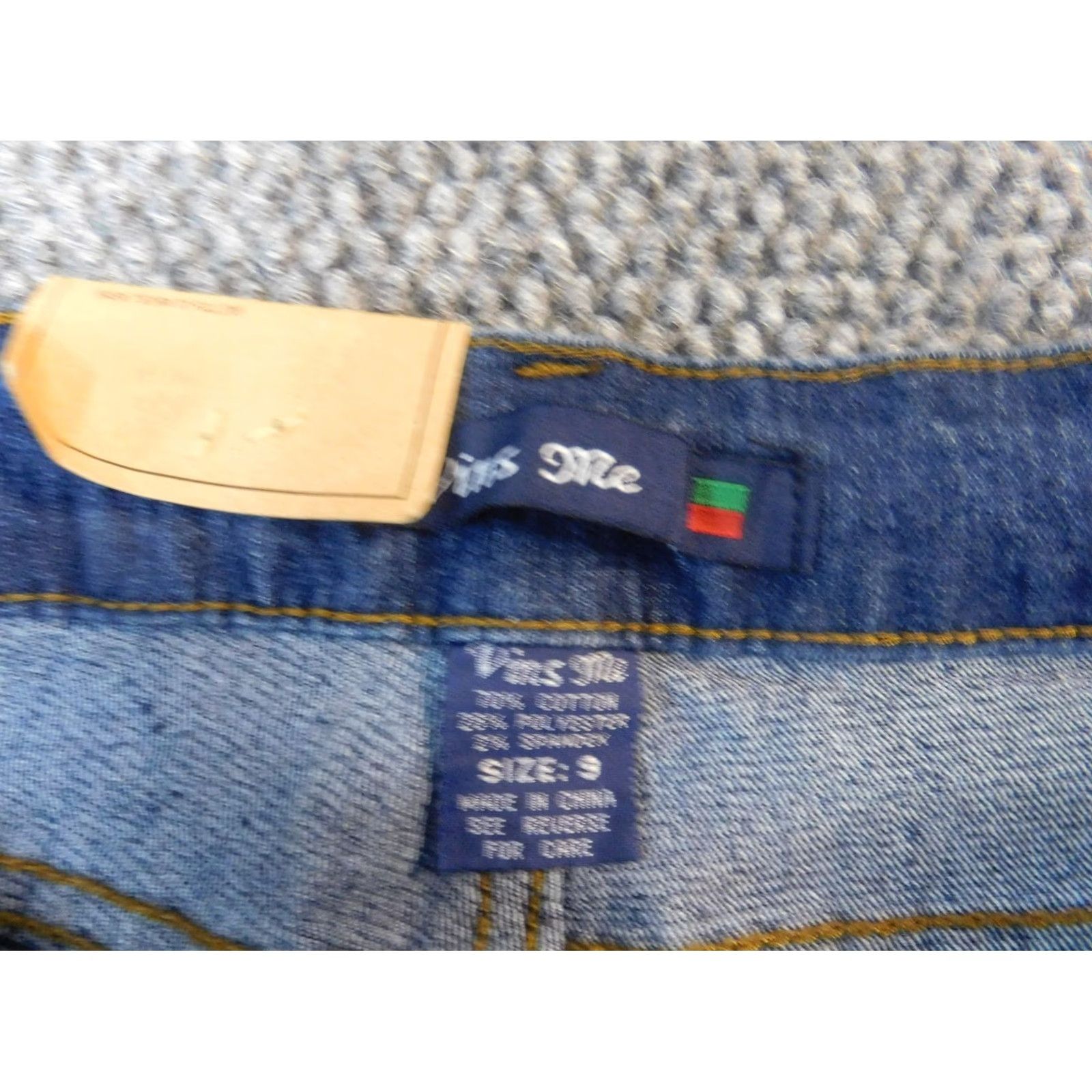 Denime Vins Me Jeans Women 9 Blue Straight Cuffed Denim Zip Zipper Regular Inseam 25 Classic Color: Blue Pattern: Solid Size 9 Size 30" / US 8 / IT 44 - 3 Thumbnail