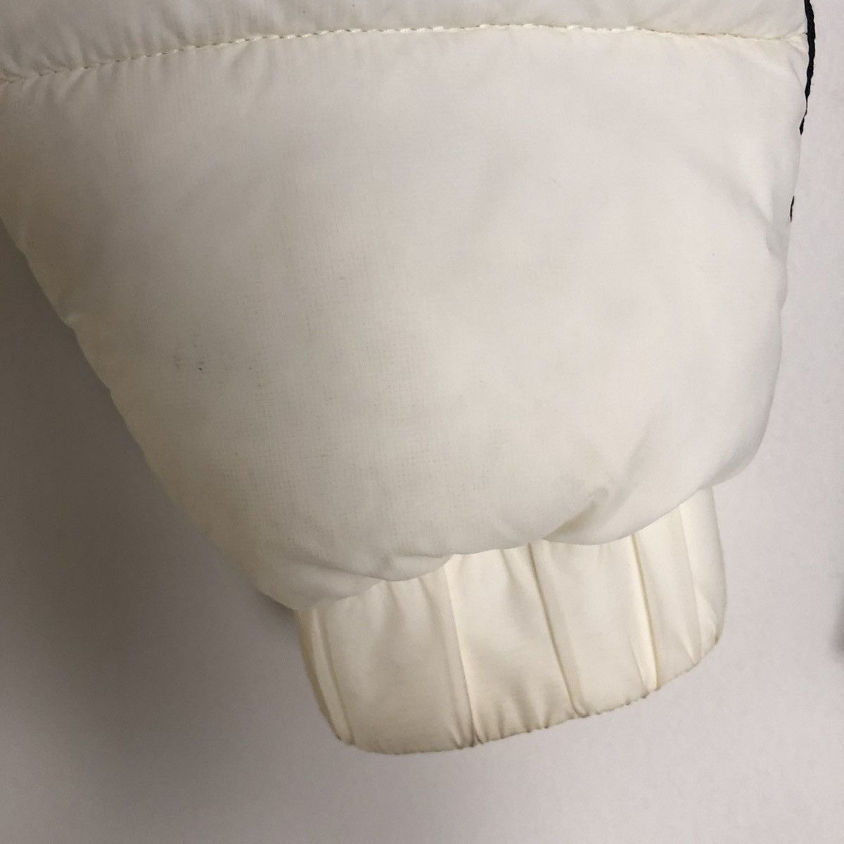 Alo Yoga Alo Yoga Aspen Love Puffer Jacket Ivory S Size S / US 4 / IT 40 - 13 Thumbnail