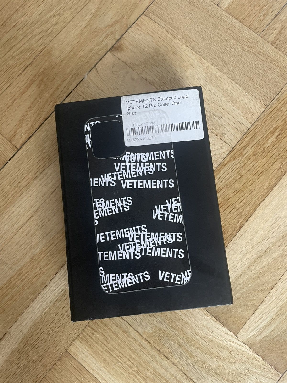 Vetements Stamped Logo Case Size ONE SIZE - 4 Thumbnail