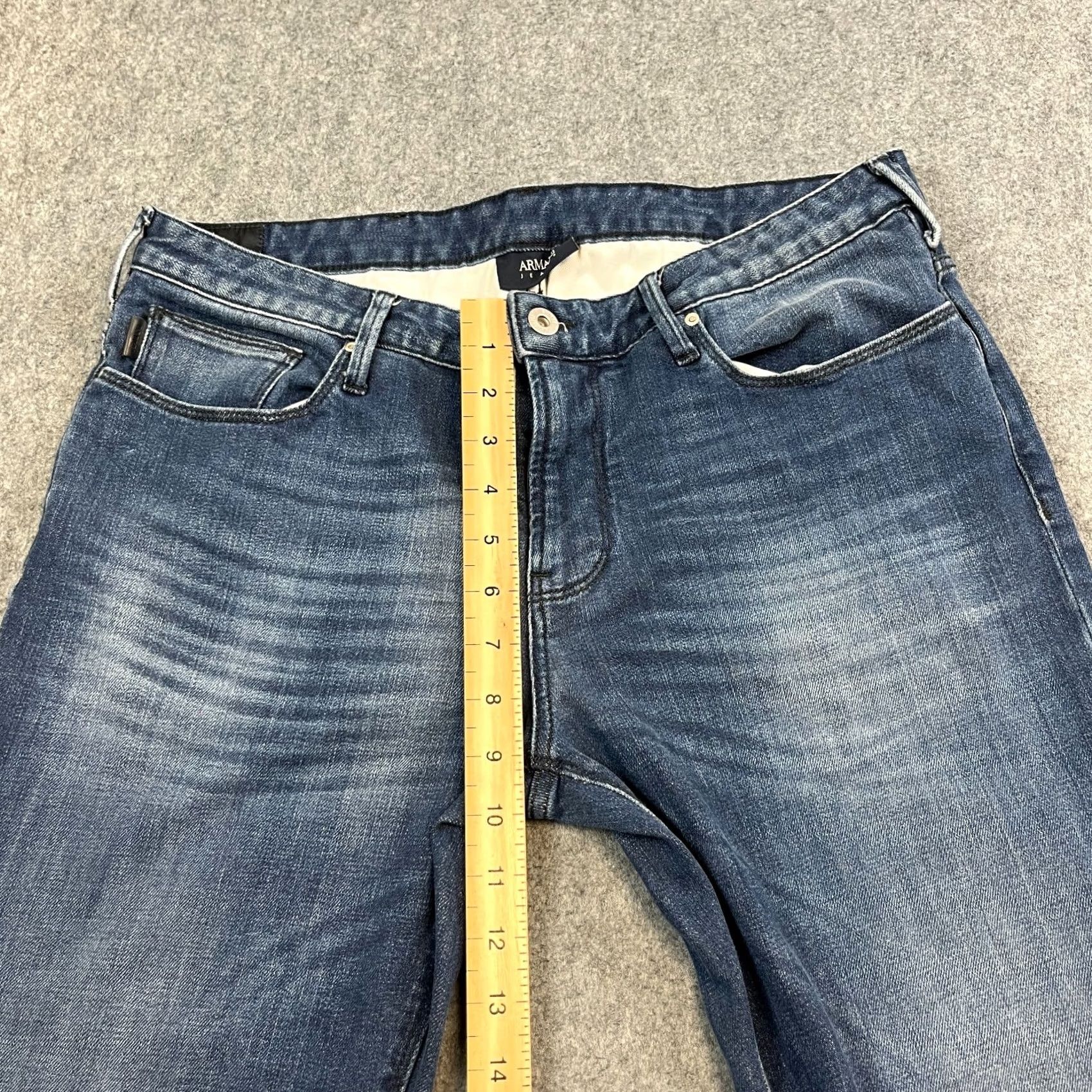 Vintage Armani Jeans Jeans Slim Tapered 32 Regular Denim Blue Medium Wash Stretch Whiskers 5-Pocket Mens Regular Size 32 in Blue Boys Womens Mens Size US 32 / EU 48 - 5 Thumbnail