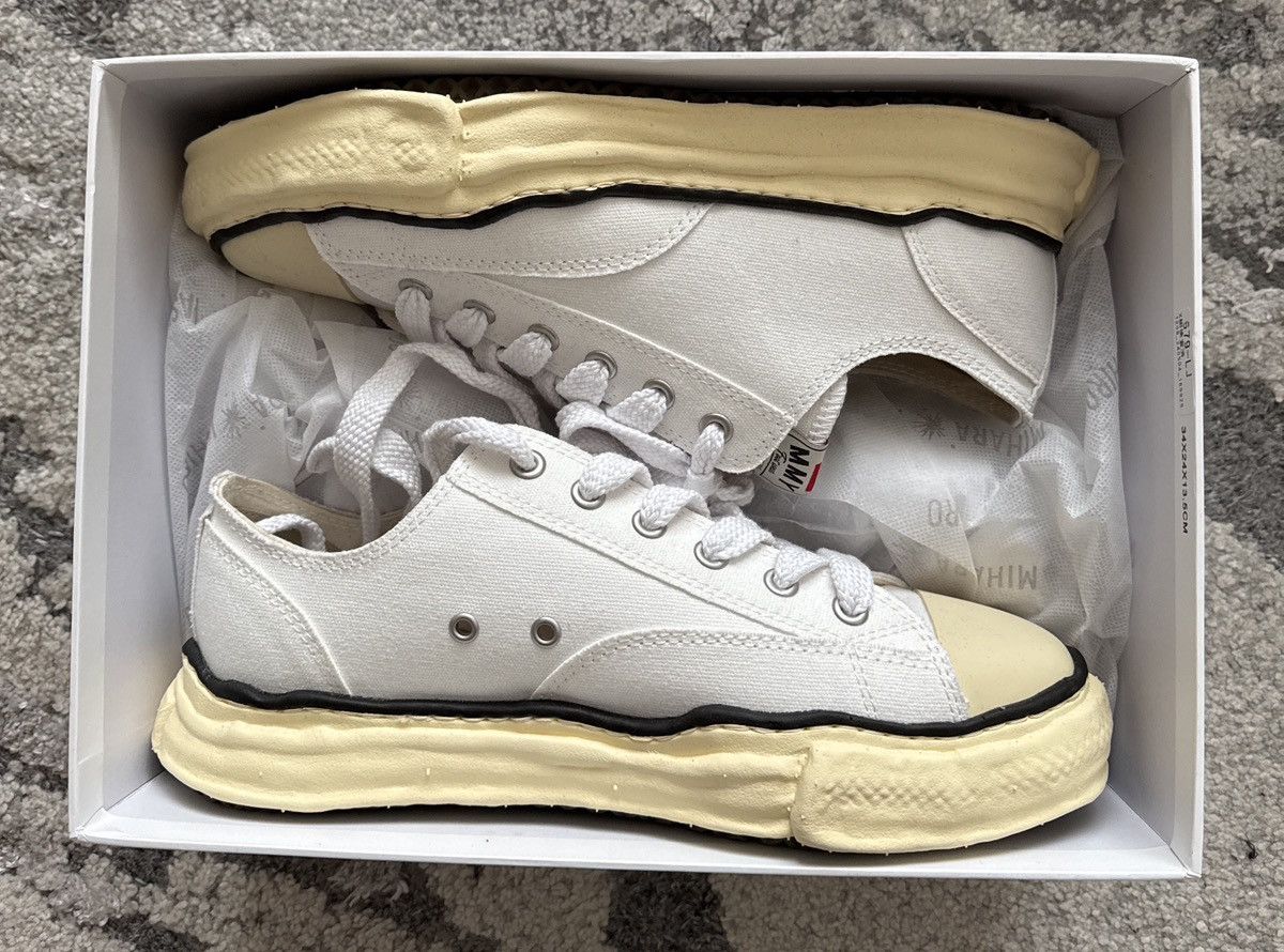 Japanese Brand MAISON Mihara Yasuhiro Peterson Vintage Low White Size US 12 / EU 45 - 2 Thumbnail