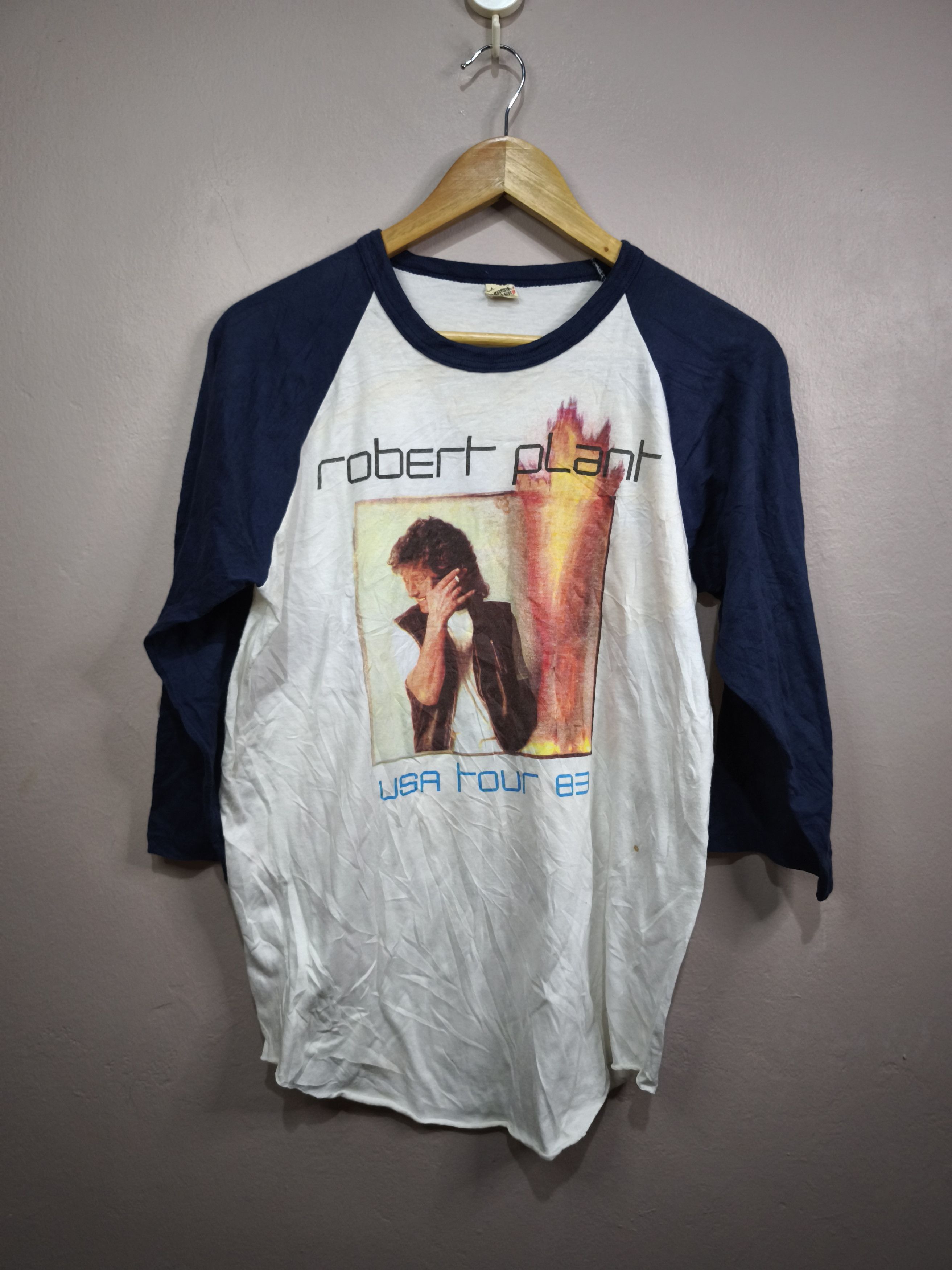 Band Tees × Led Zeppelin × Vintage Rare Vintage 80s Led Zeppelin Robert Plant 1983 Tour T Shirt Size US M / EU 48-50 / 2 - 1 Thumbnail