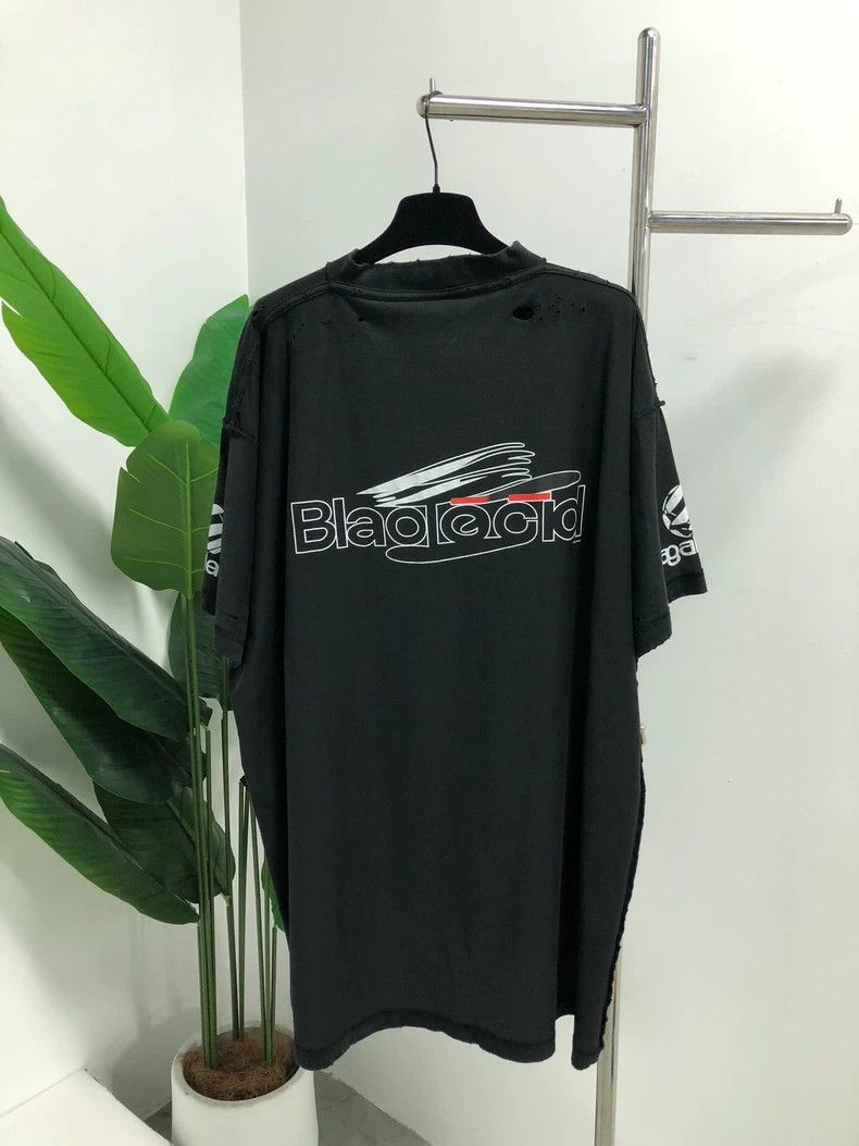 Balenciaga Balenciaga Printed Distressed Short Sleeve, Inside-Out Gar Size US L / EU 52-54 / 3 - 2 Thumbnail