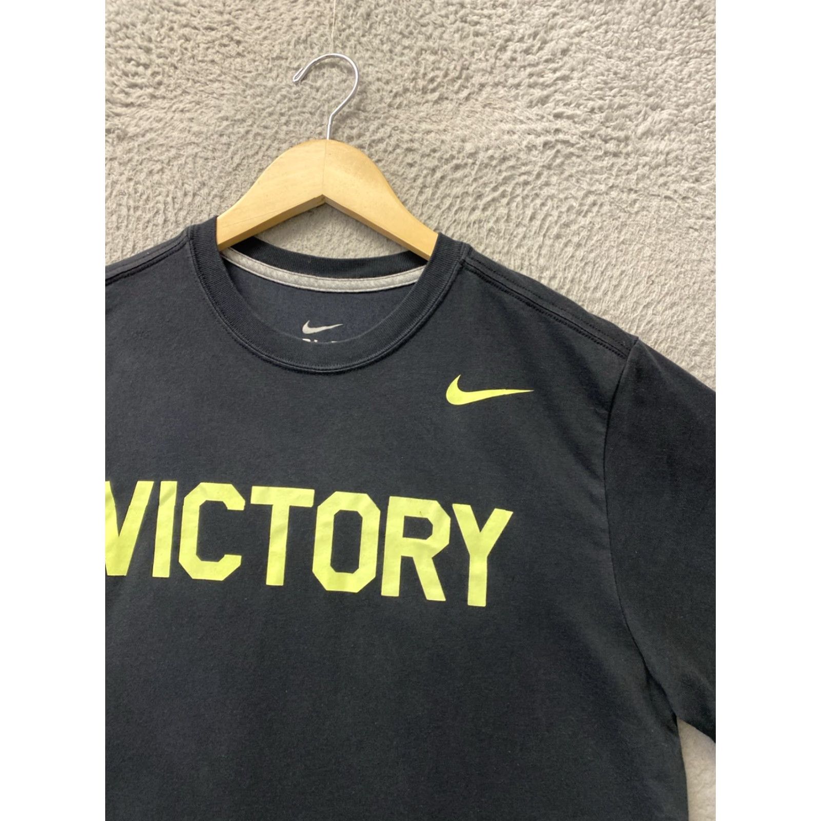 Nike Nike Dri-Fit T‑Shirt Black S Men Short Sleeve Crew Neck Moisture Wicking Beach Tee Size US S / EU 44-46 / 1 - 3 Thumbnail