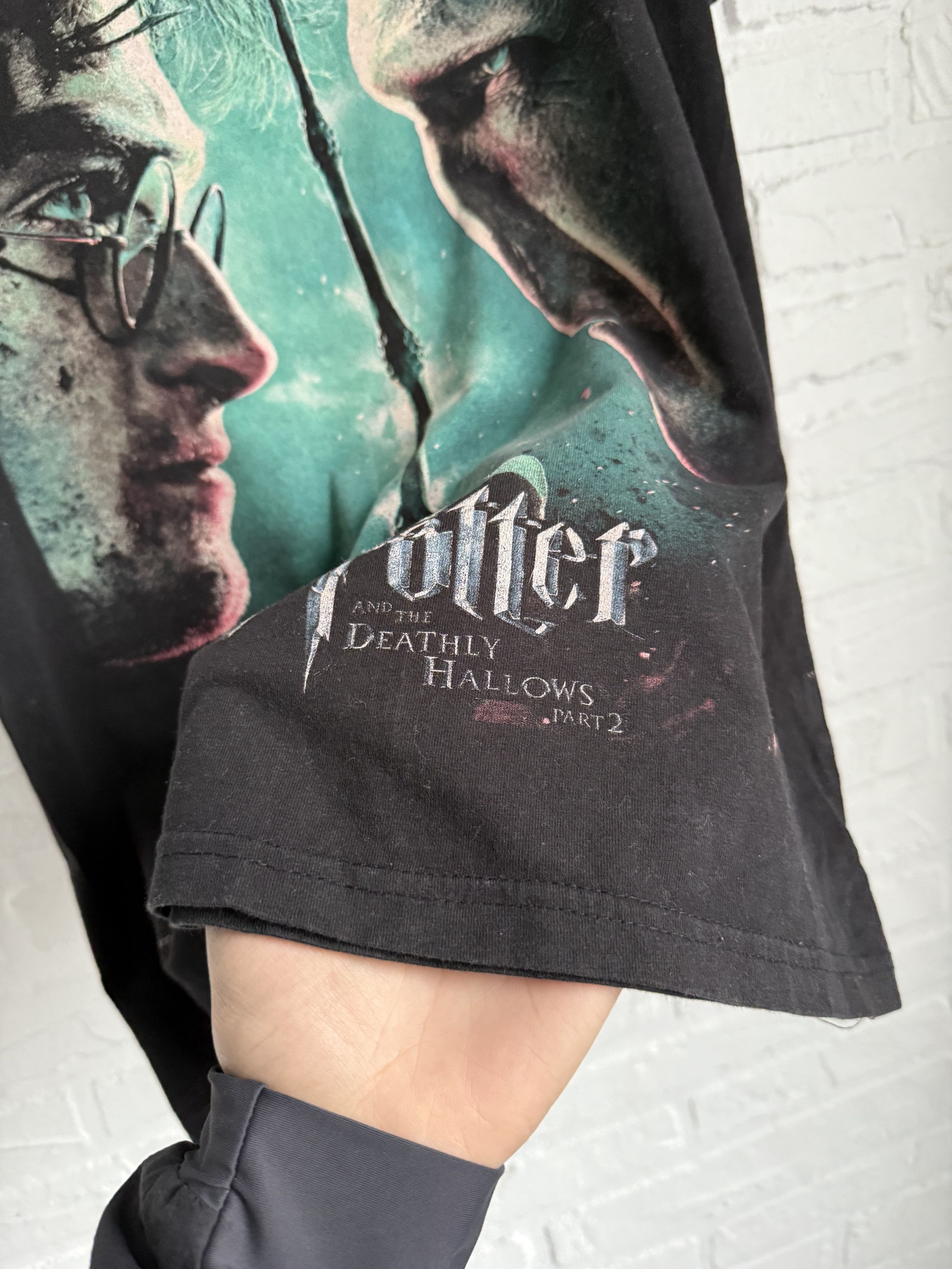 Cartoon Network Vintage 2014 Harry Potter and The Deathly Hallows 2 t-shirt Size US M / EU 48-50 / 2 - 6 Thumbnail