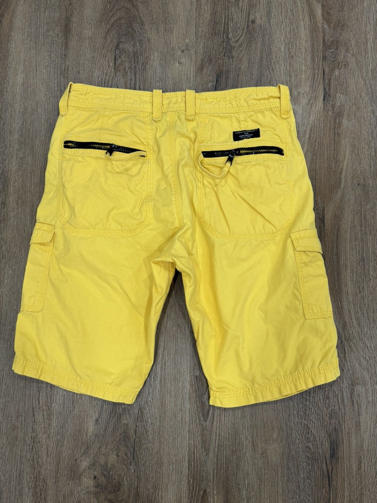 Armani Exchange Armani Exchange Utility Cargo Shorts Size US 29 - 2 Thumbnail