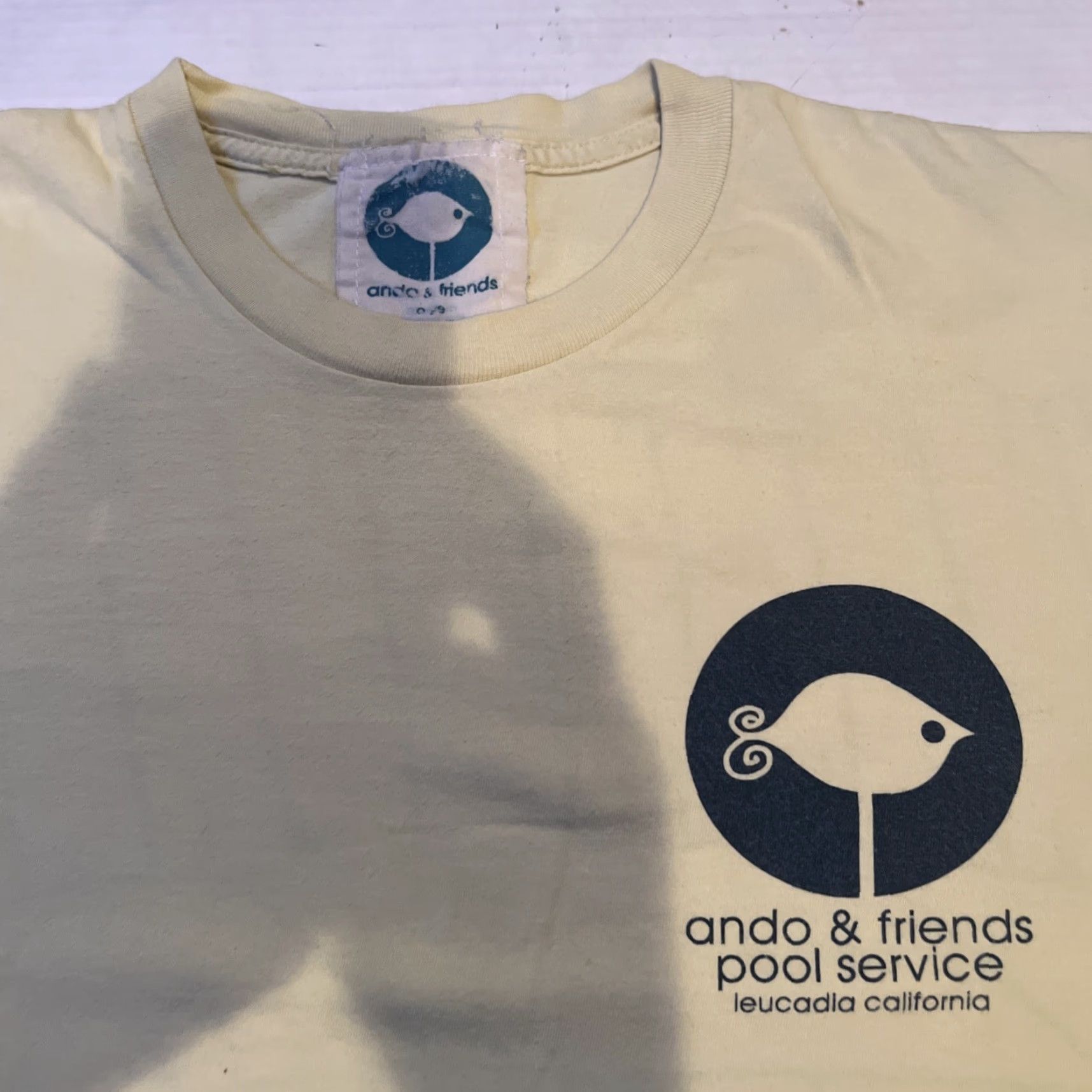 Logo 7 VINTAGE Ando & Friends Shirt Surfing Fish Logo Yellow L Mens Short Sleeve Crew Neck Double-Sided Limited Edition Size US L / EU 52-54 / 3 - 3 Thumbnail