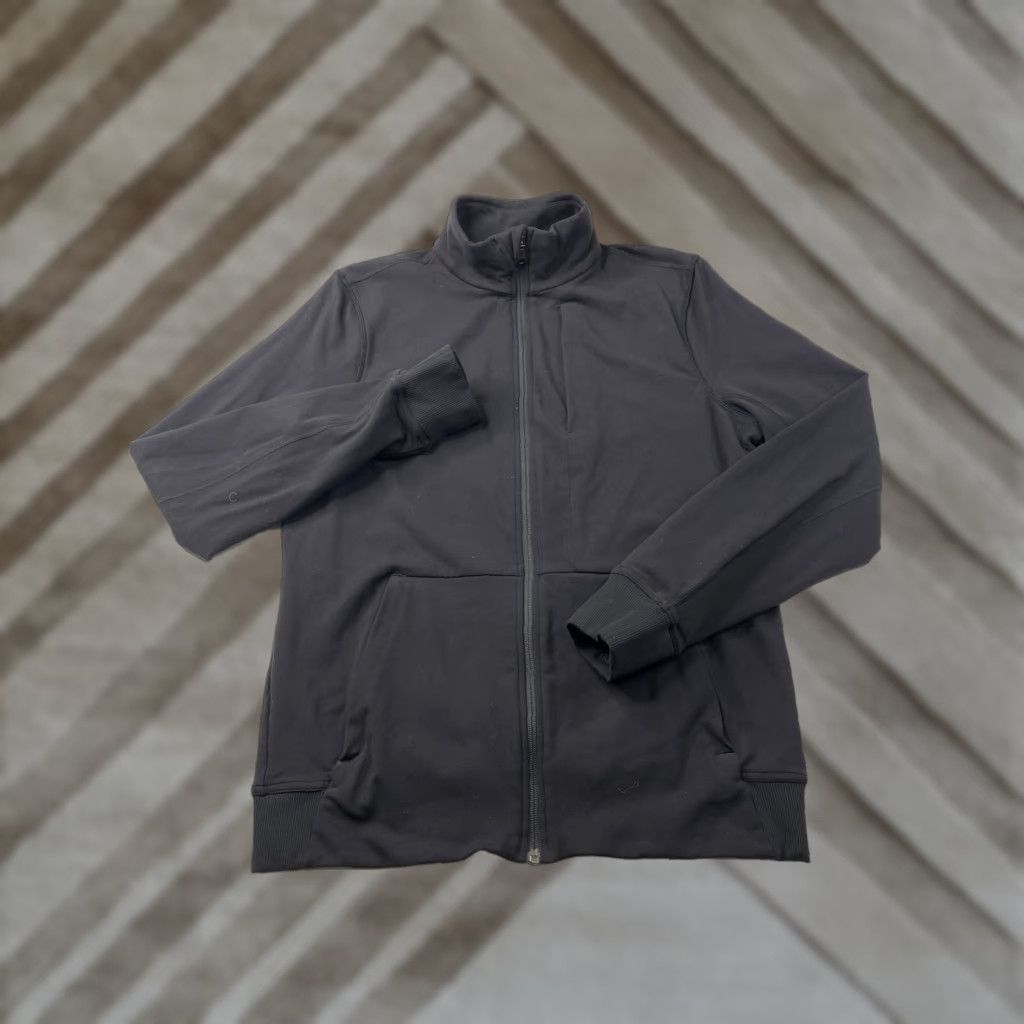 Lululemon LULULEMON Men's Black Zip Up Jacket Mock Neck Pockets Long Sleeve Size Medium Size US M / EU 48-50 / 2 - 1 Thumbnail